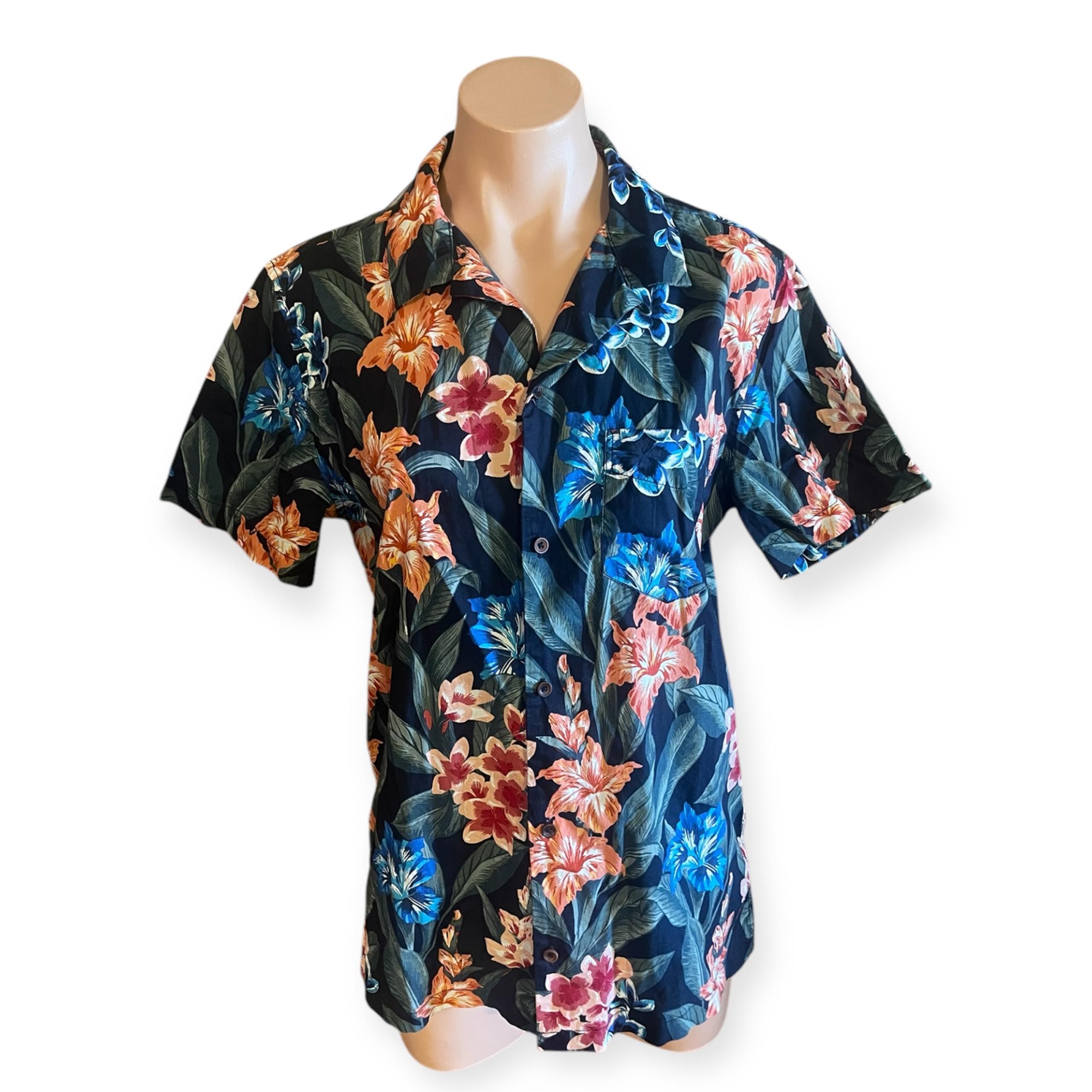 Aeropostale The Resort Shirt Men’s Small Floral Hawaiian Print Button Shirt NWT