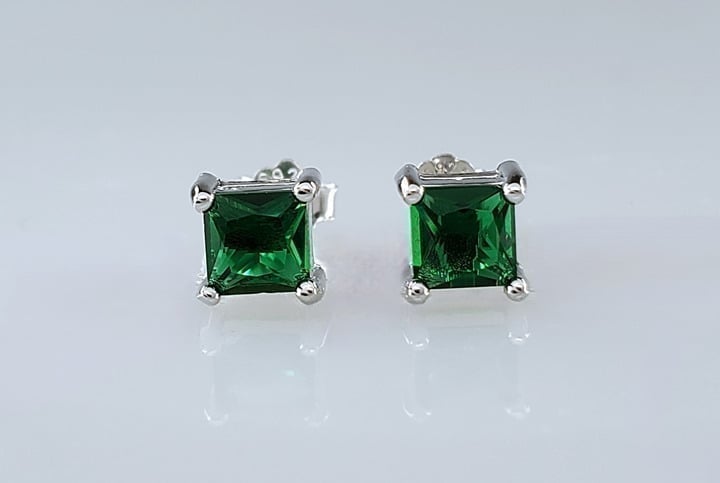 Solid 925 Silver Womens 2ct Square Green Emerald Gemstone Earrings Authentic NEW