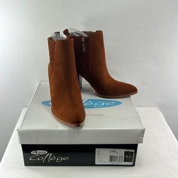 Aqua College Remi Waterproof Suede Booties Camel size 9.5 M