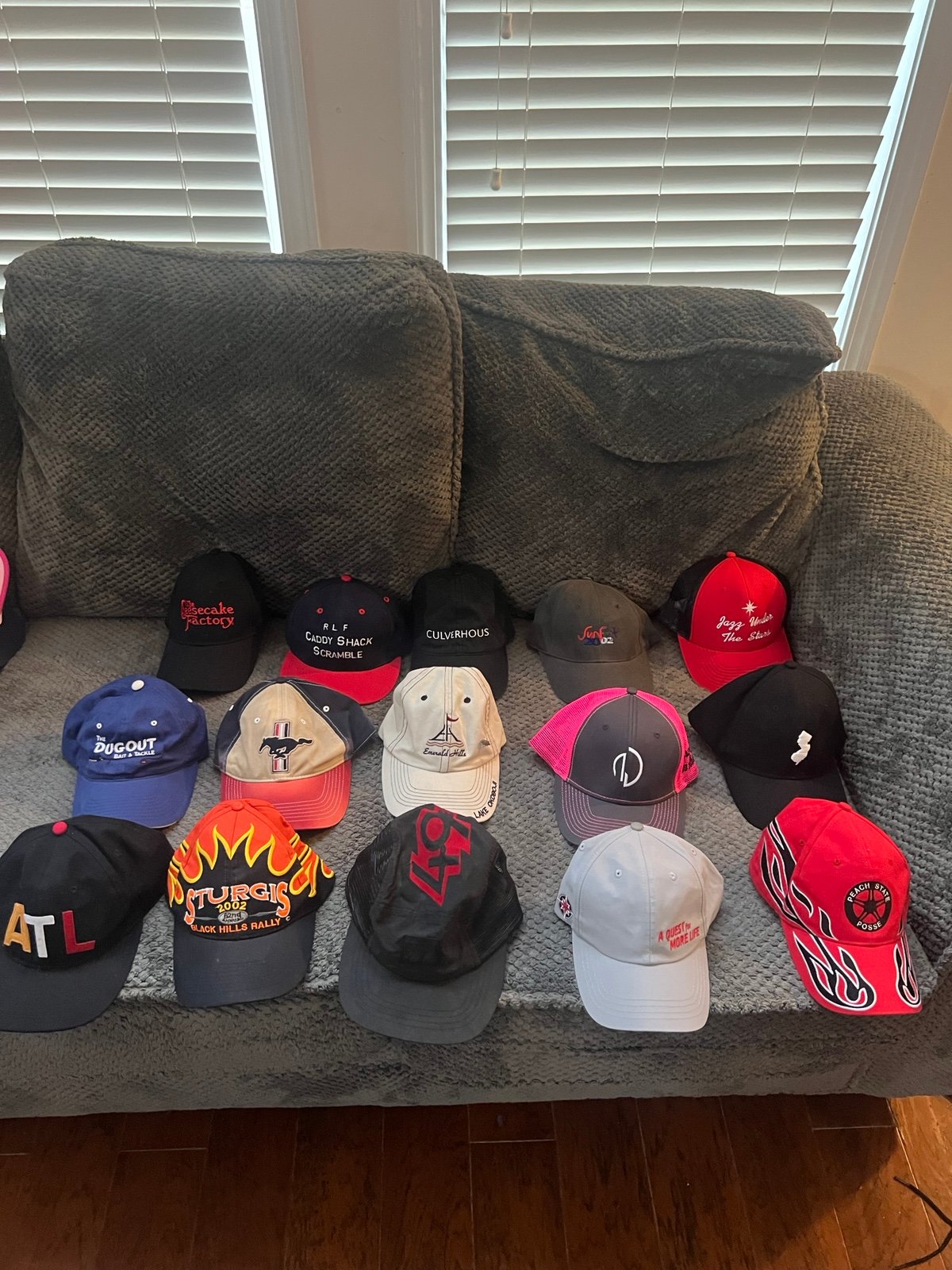 Lot of 15 different hats