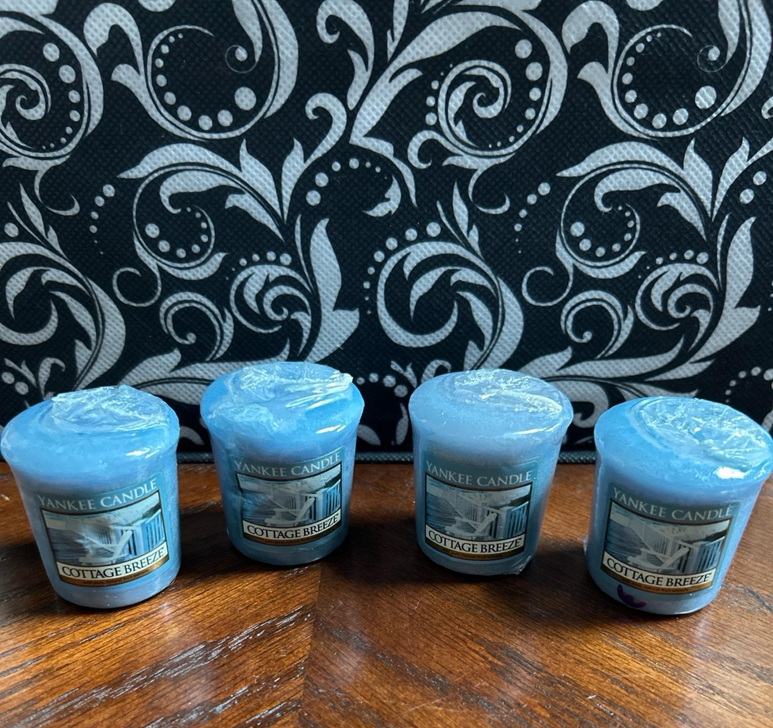 Yankee Candle Cottage Breeze NEW & RARE!  votive CANDLES (pls READ)