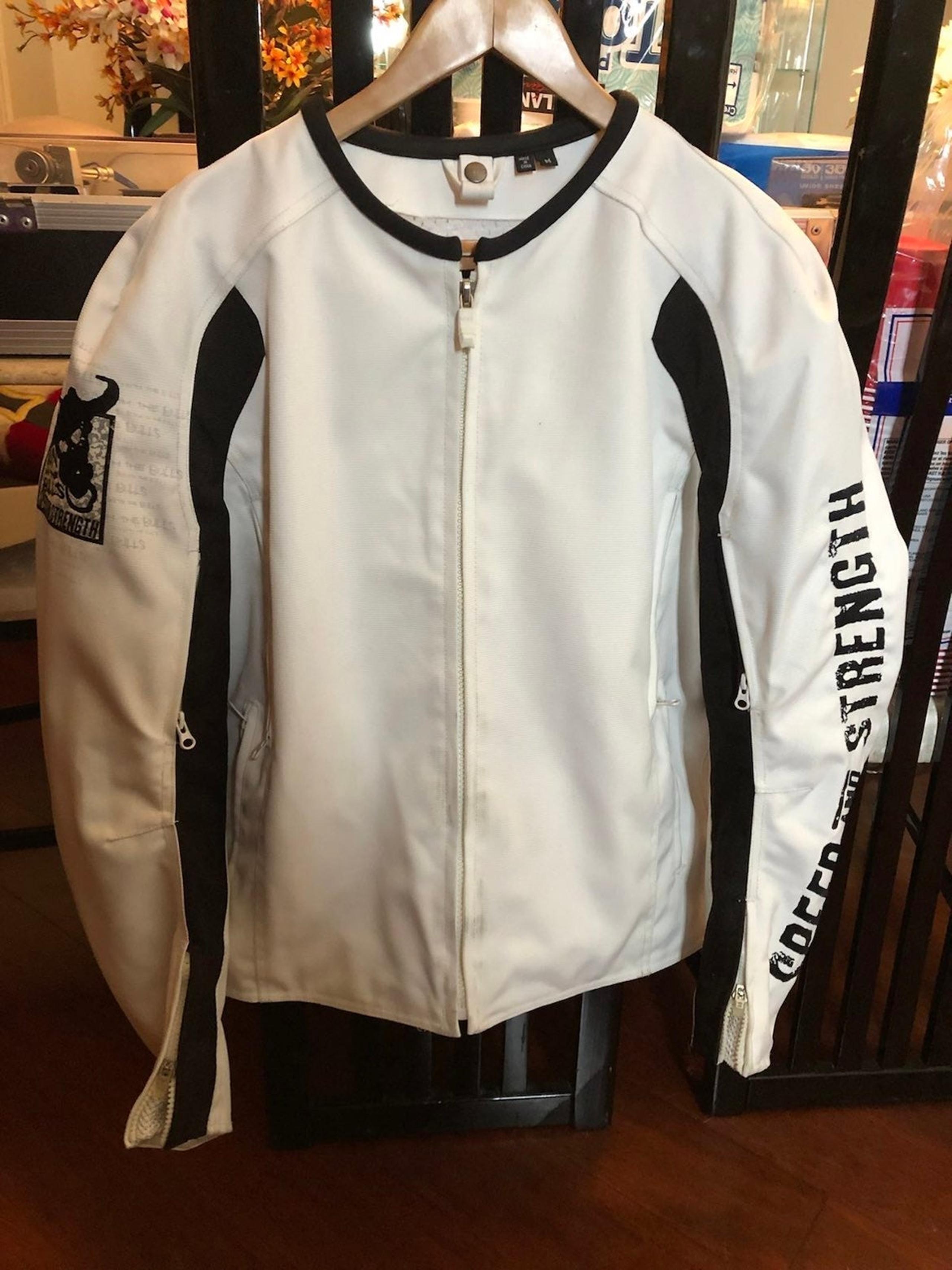 SPEED AND STRENGTH Run with the Bulls Motorcycle Jacket Size Medium