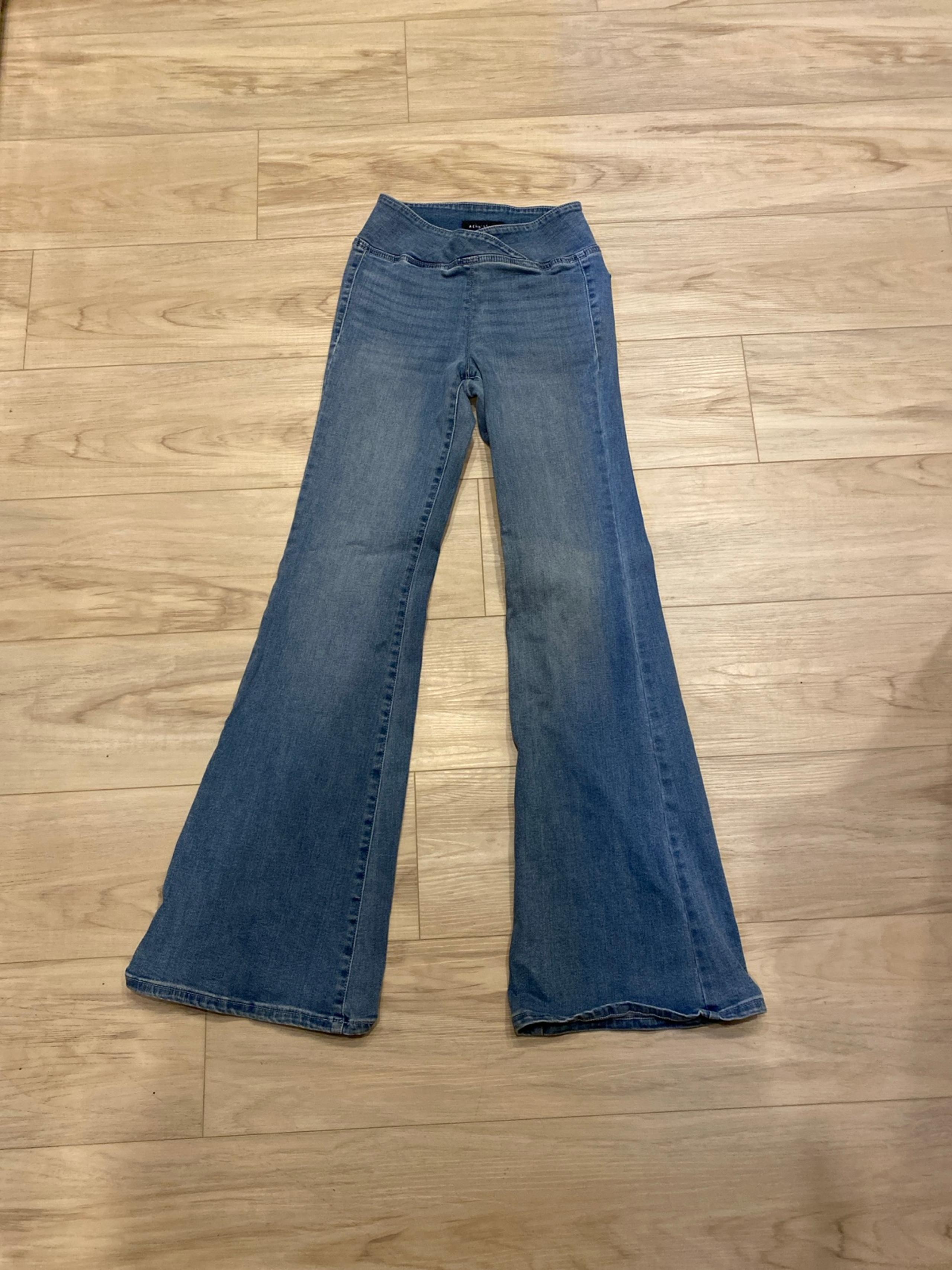 Aeropostale pull on flare jeans extra small