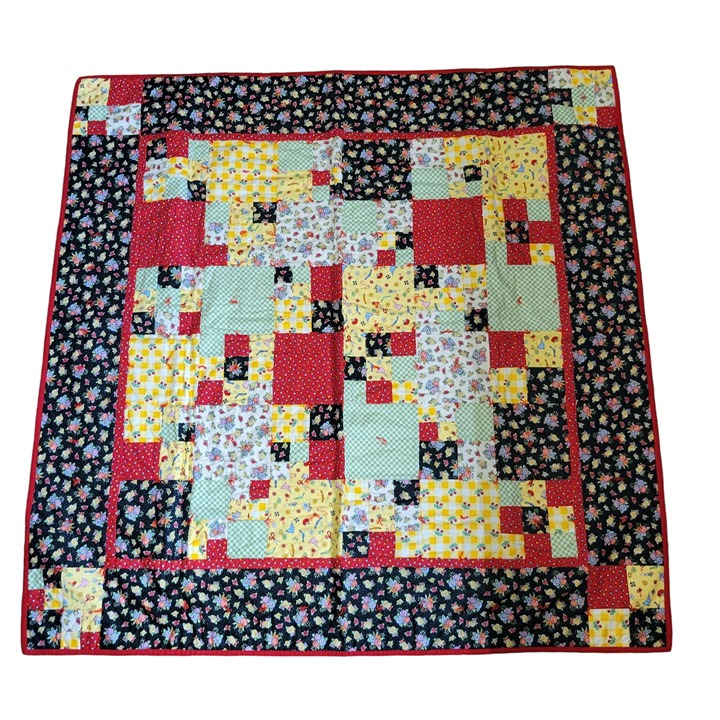 Mary Engelbreit Fabrics Handmade Lap Quilt Machine Stitched 46 x 46