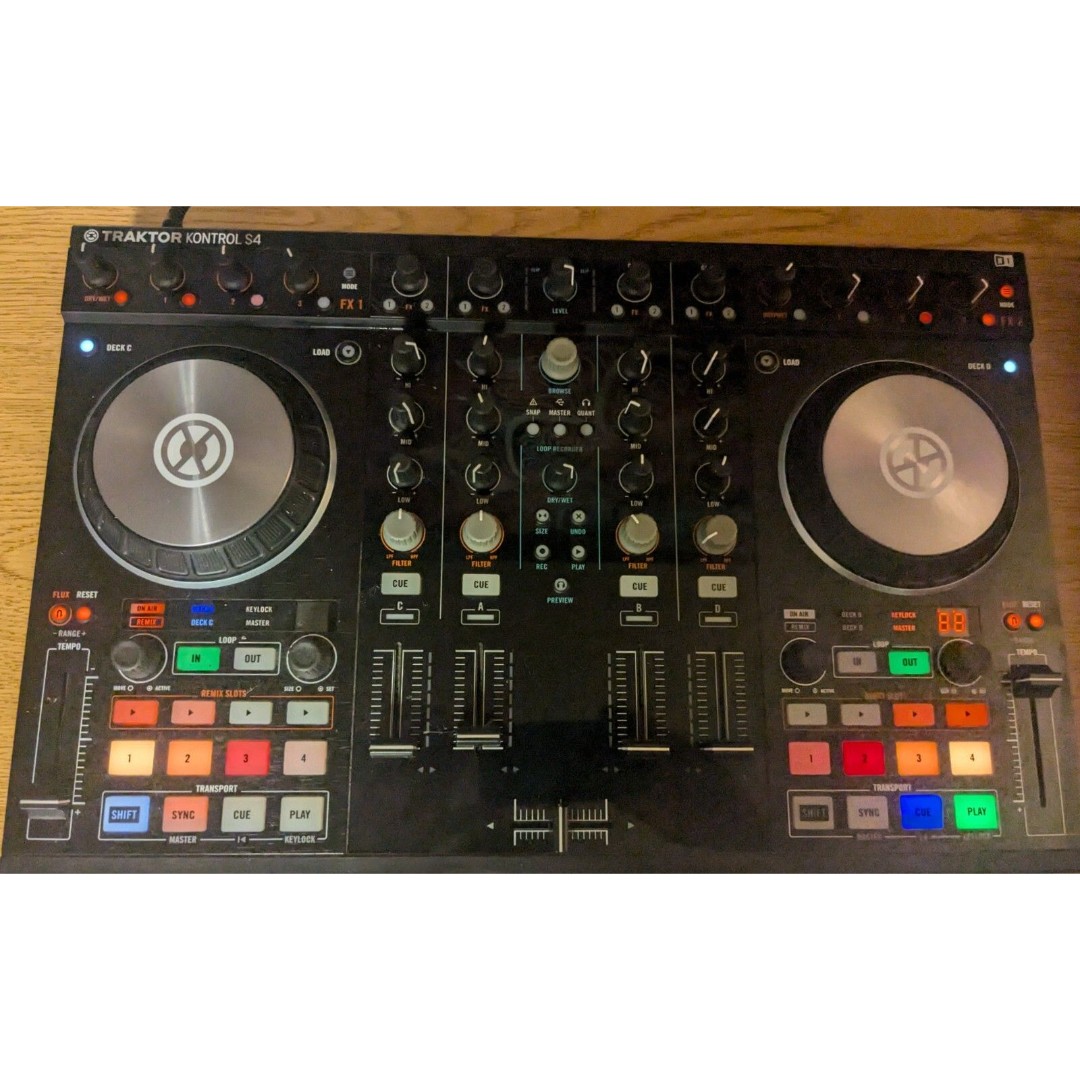 Native Instruments Tracktor Kontrol S4 Mk2 DJ Controller with Tracktor Pro