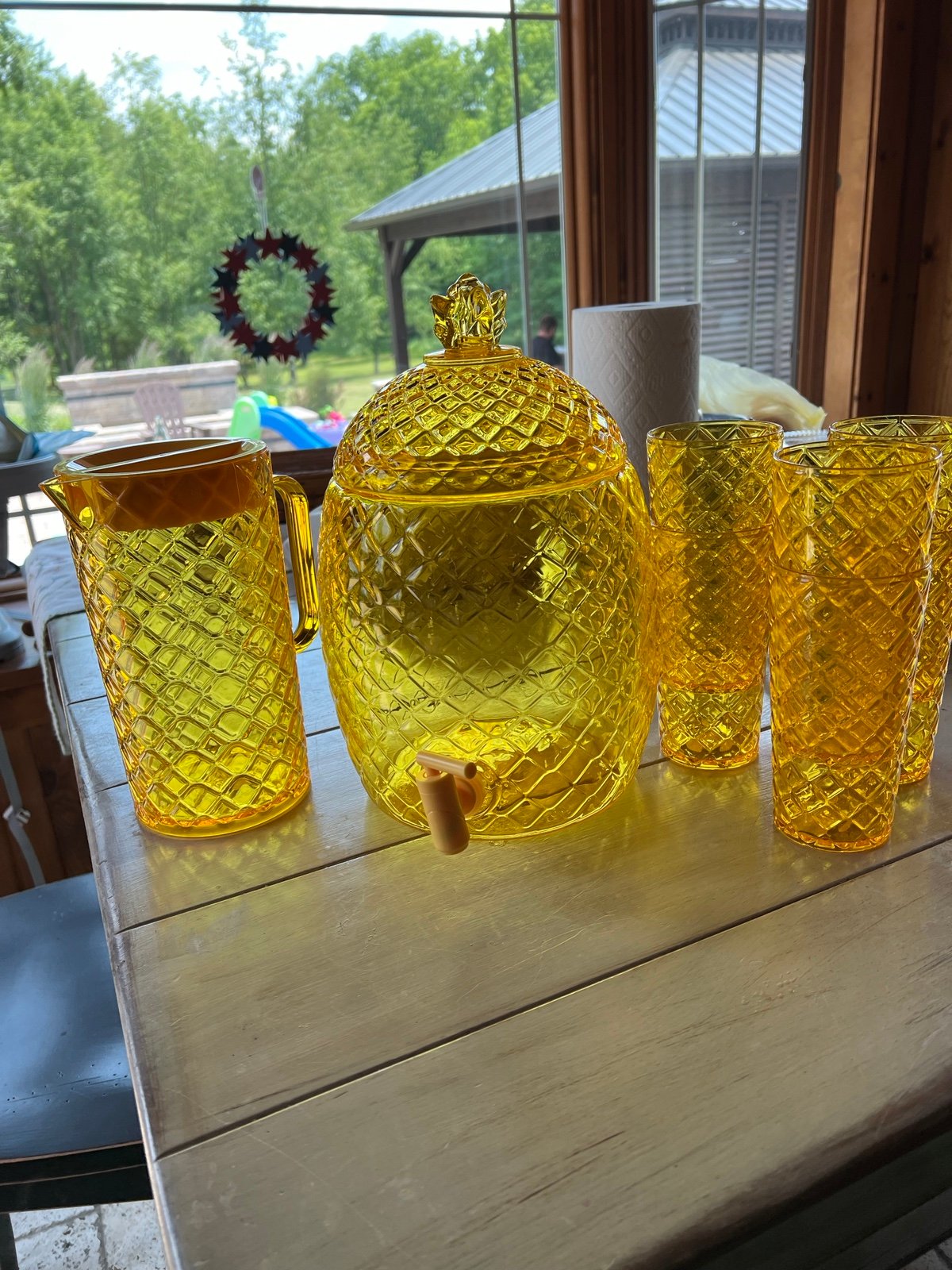 Target Pineapple Drink Dispenser,matching pitcher and six glasses.