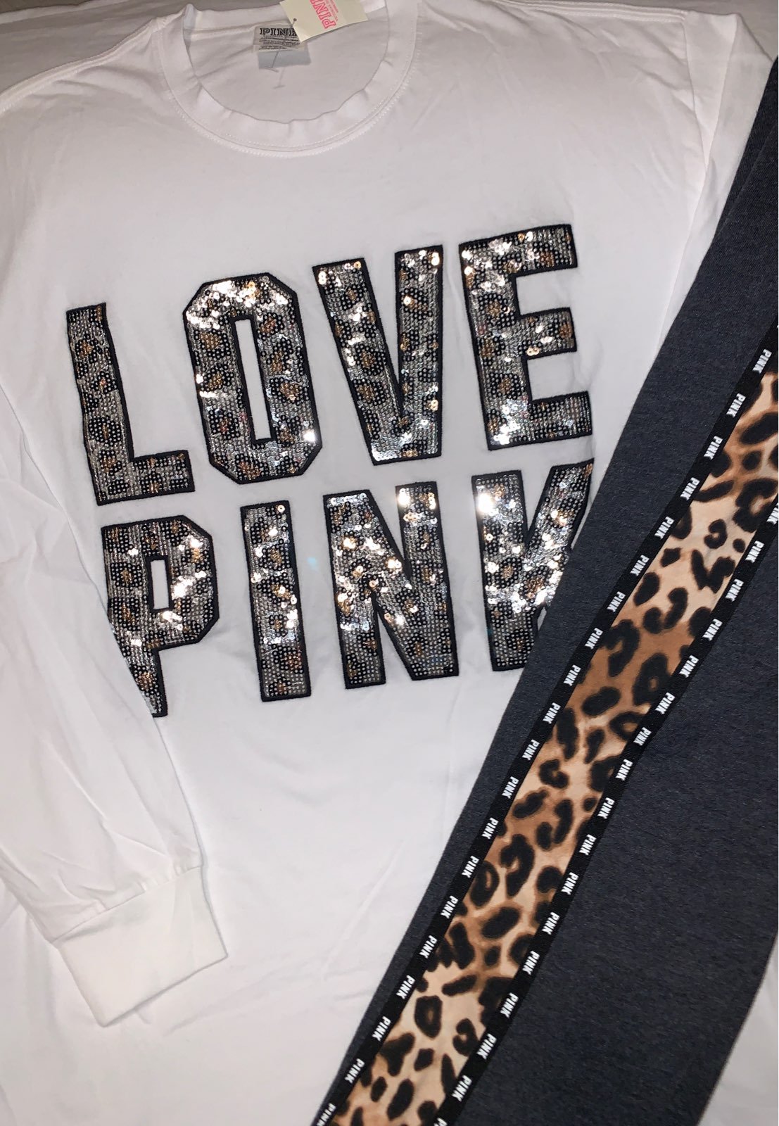PINK XS leopard outfit