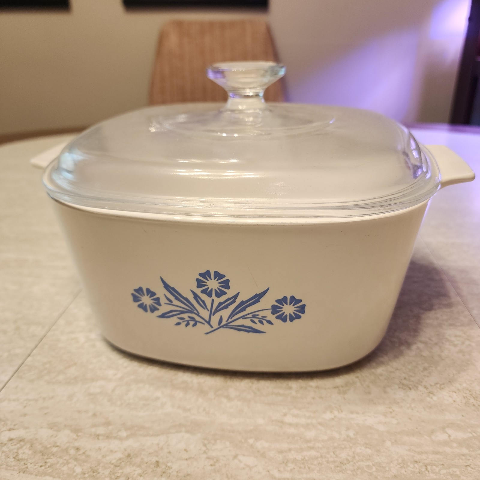 Corning Ware Cornflower Blue 3 Quart Casserole Dish / A-3-B / Covered