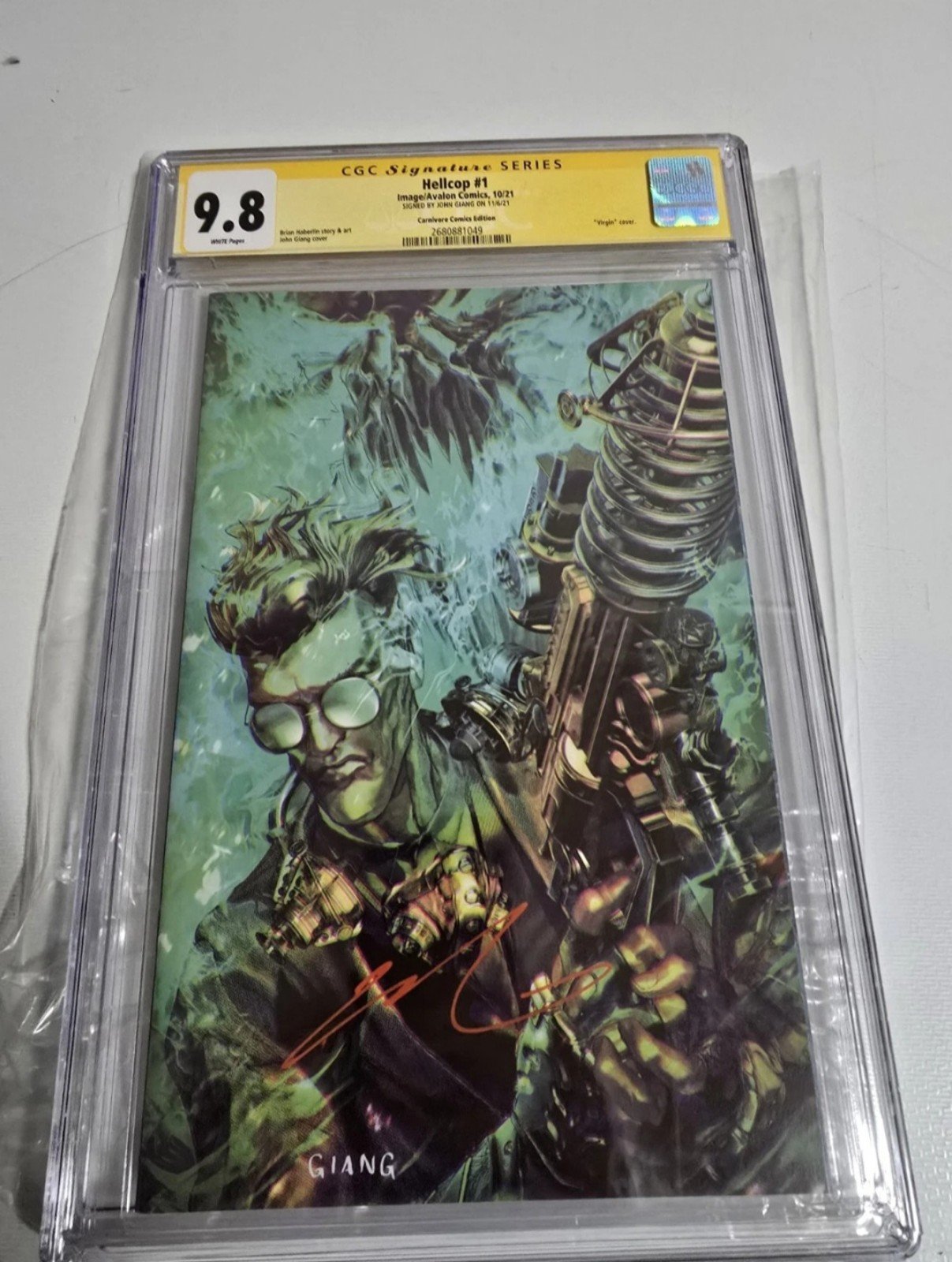 Hellcop 1 CGC signature series 9 .8 signed by giang