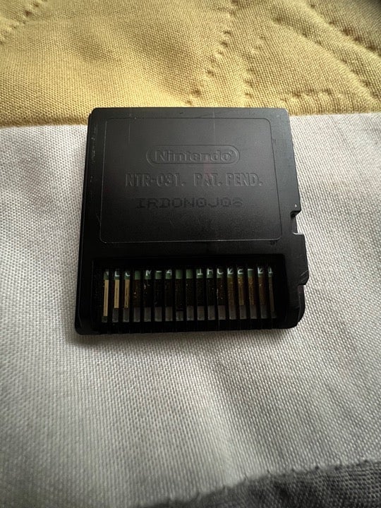 AUTHENTIC USA Pokémon White Version 2 for Nintendo DS newest
