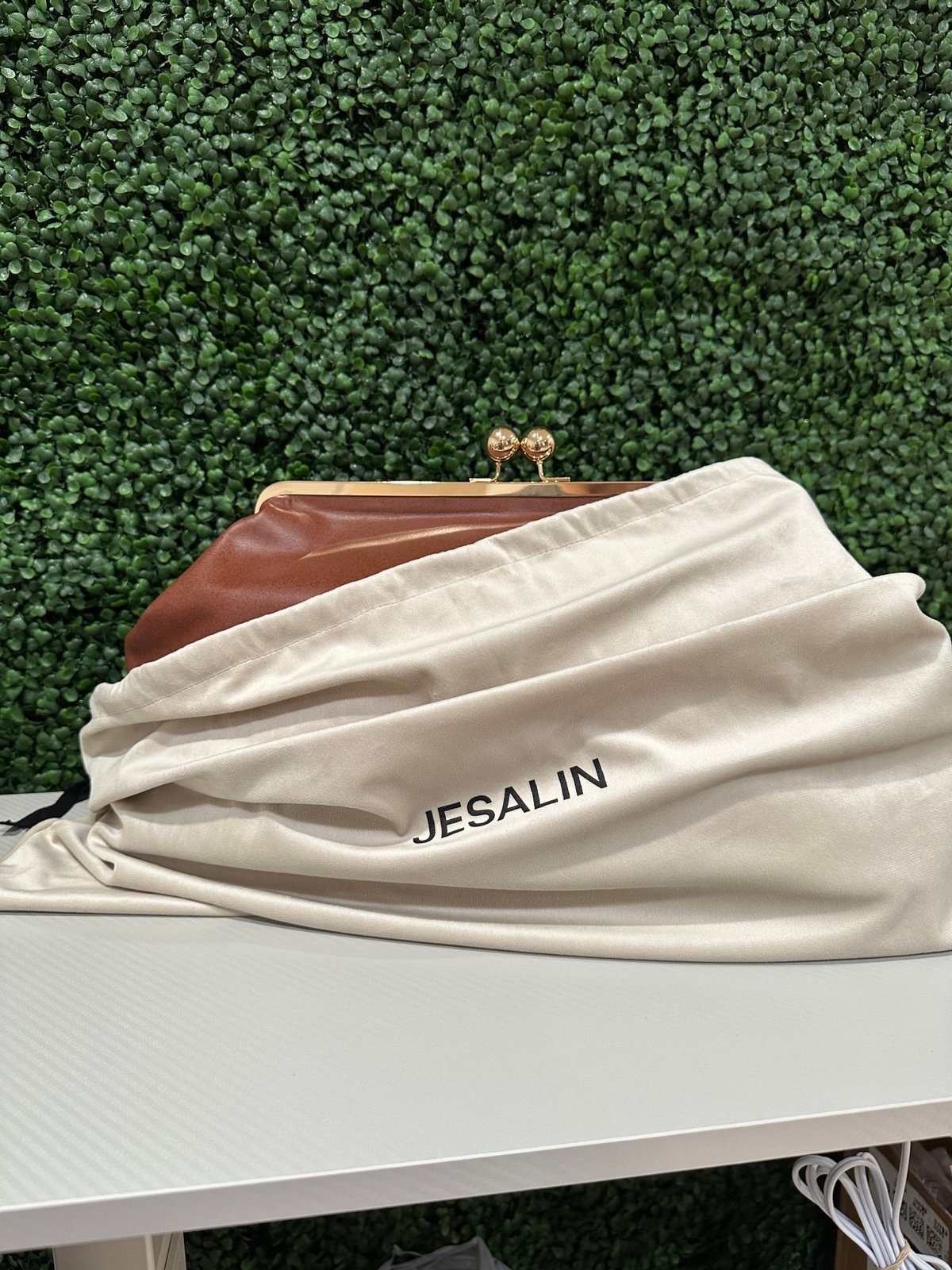 Kisslock Oversized Clutch Leather - Brown Sette Jesalin
