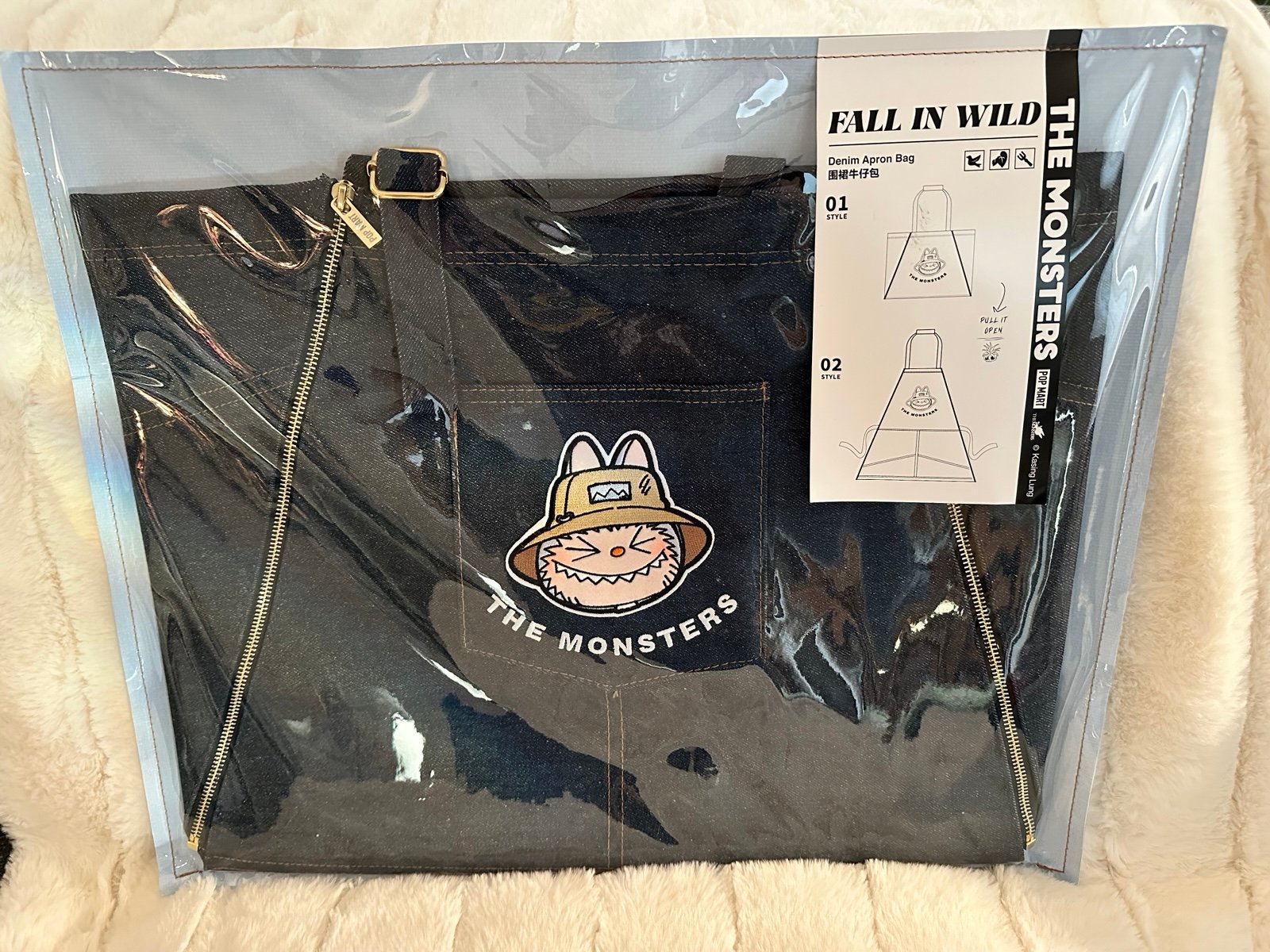 Authentic THE MONSTERS FALL IN WILD SERIES-Denim Apron Bag (Labubu) ~ 50