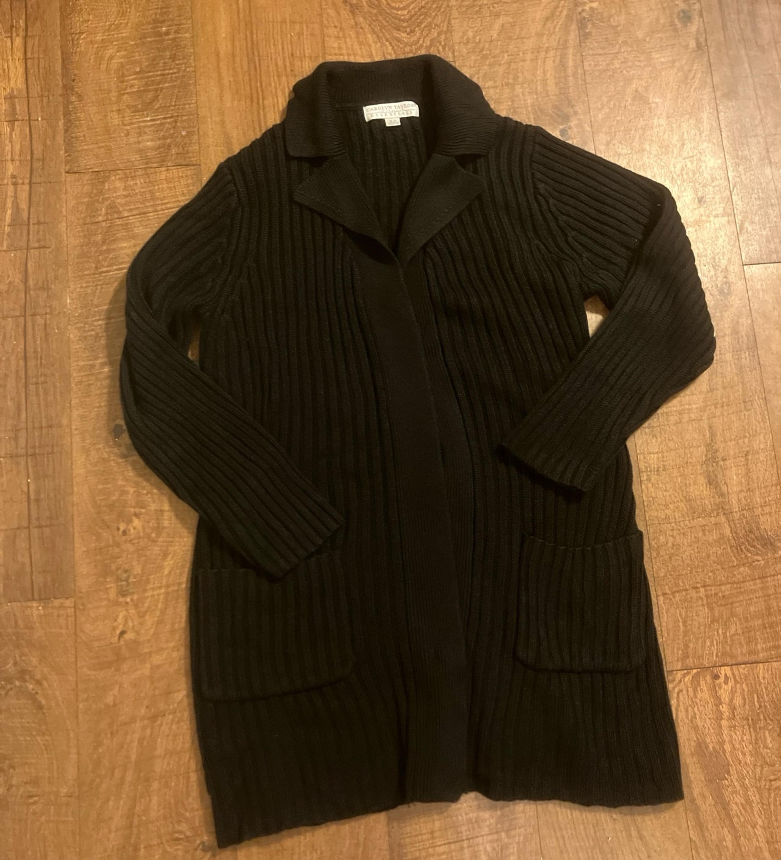 Carolyn Taylor Women’s Size Small Black Knitted Cardigan Sweater