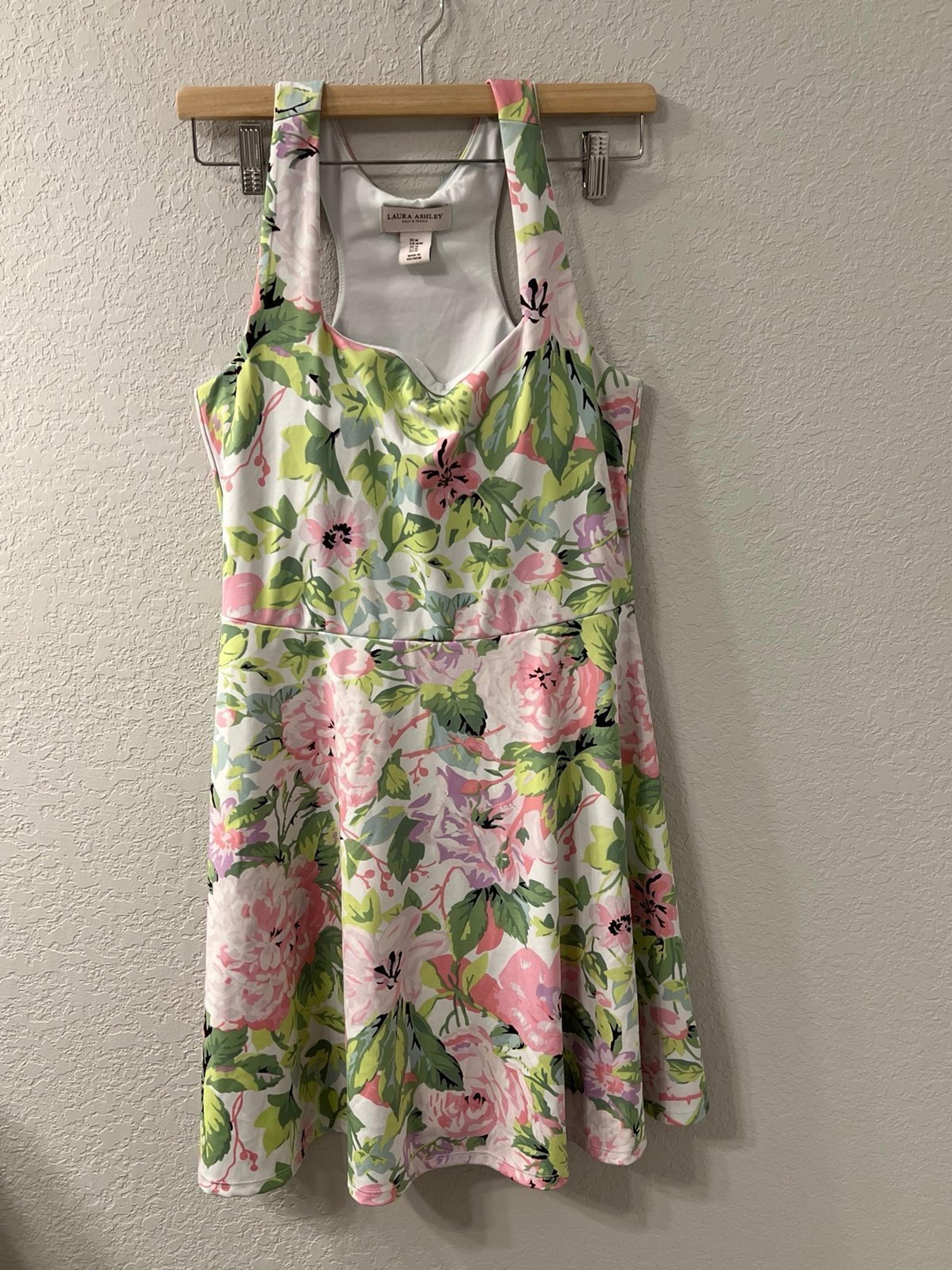 LAURA ASHLEY SZ. M Golf Tennis Active Dress Racer back pink floral Print