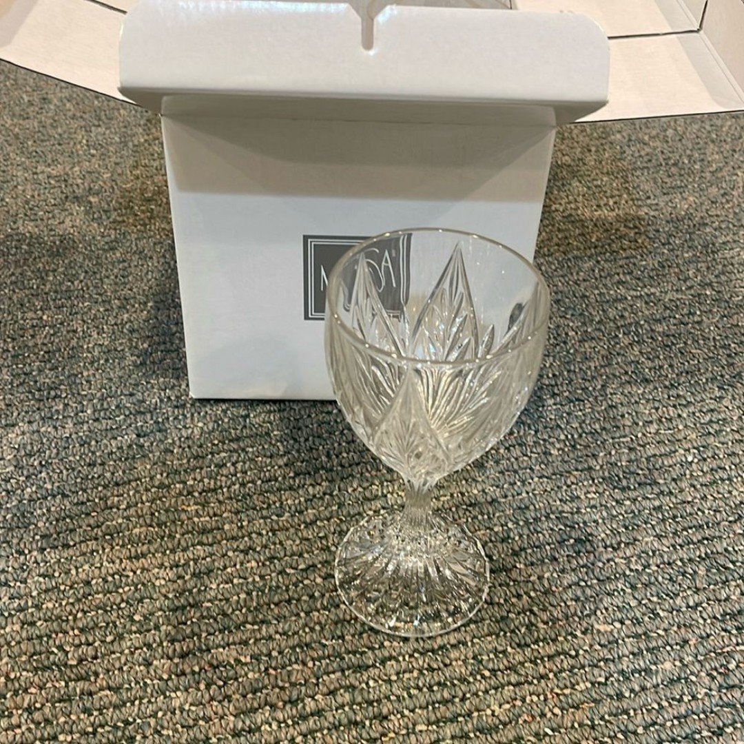 Mikasa Park Ridge wine Glasses Goblets Stems 3