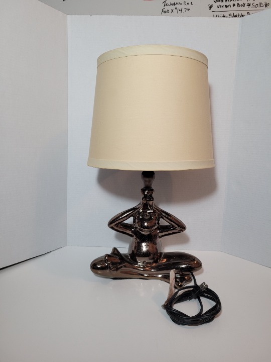 Studio Decor Yoga Frog Zen Statue Ceramic/Pottery Lamp Tested