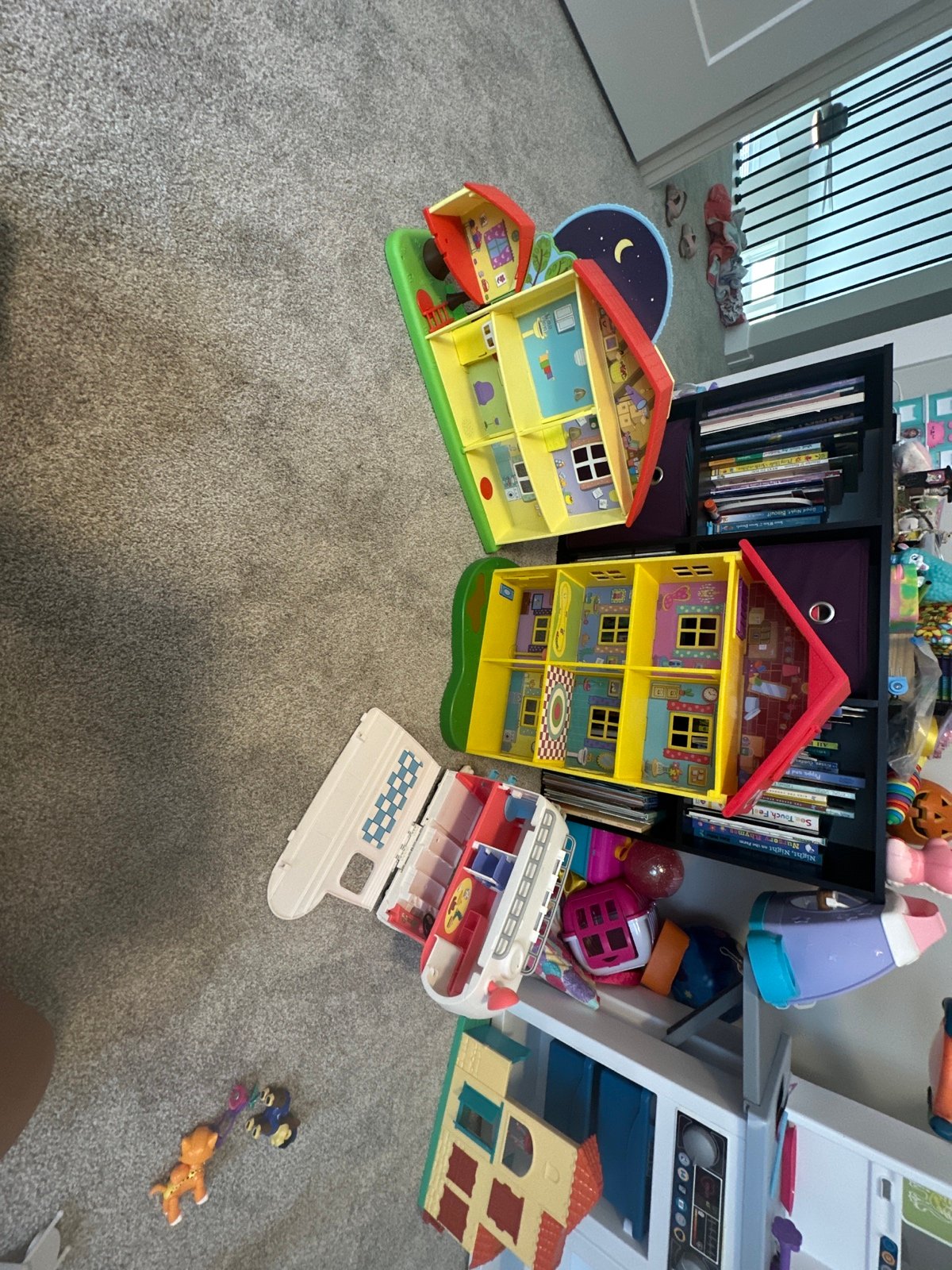 Peppa Pig Houses and Pink Camper