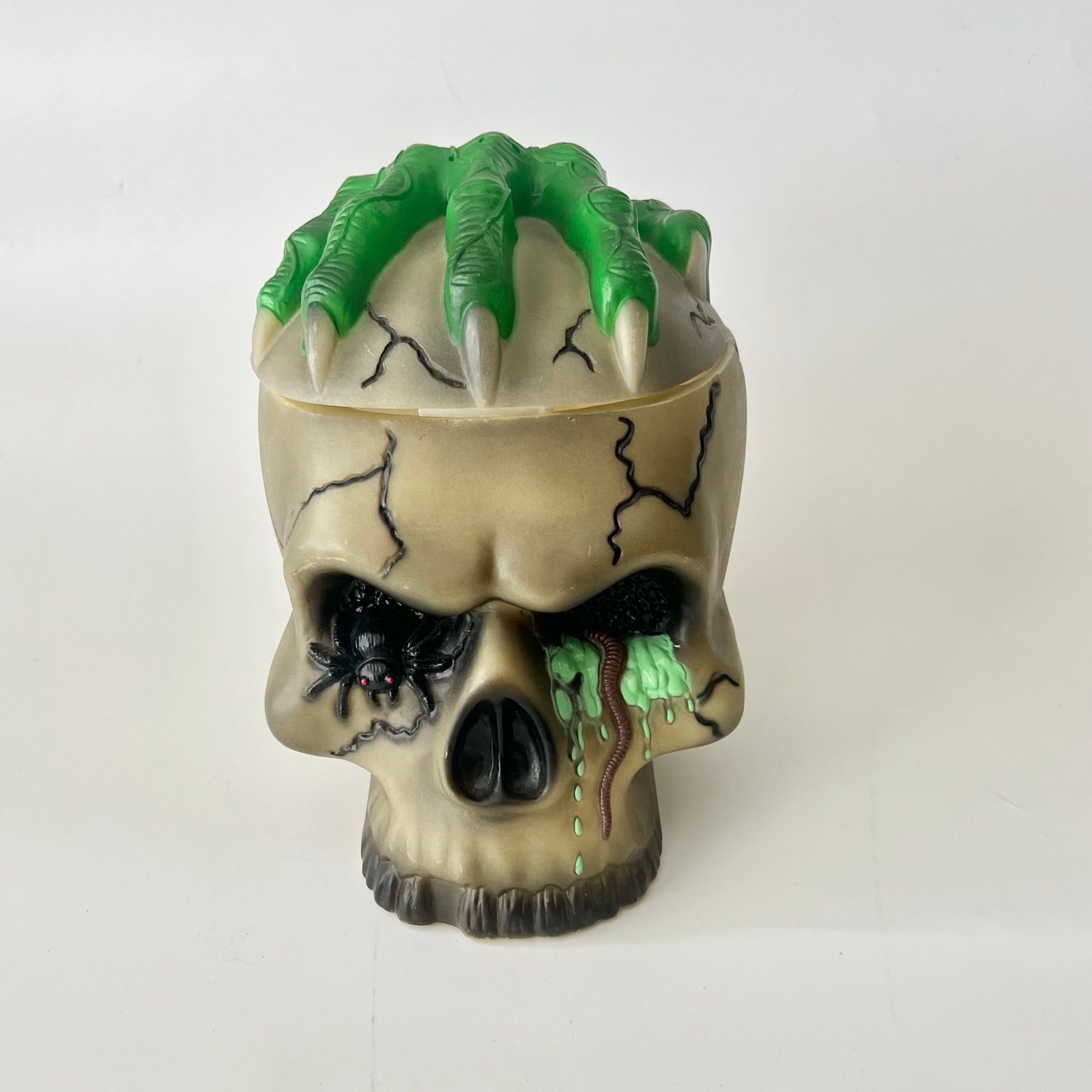 Halloween 1998 Talking Skull Candy Bowl Decor Prop