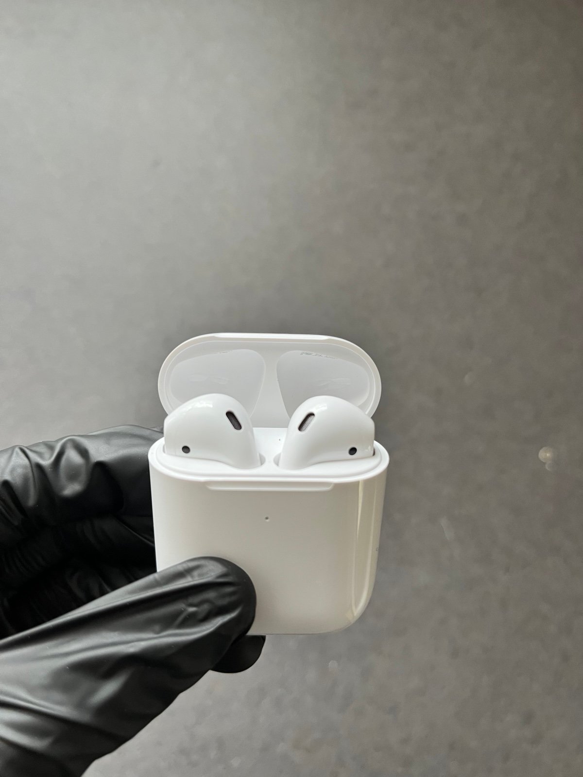 AirPods Generation 2