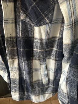 Item photo preview #3