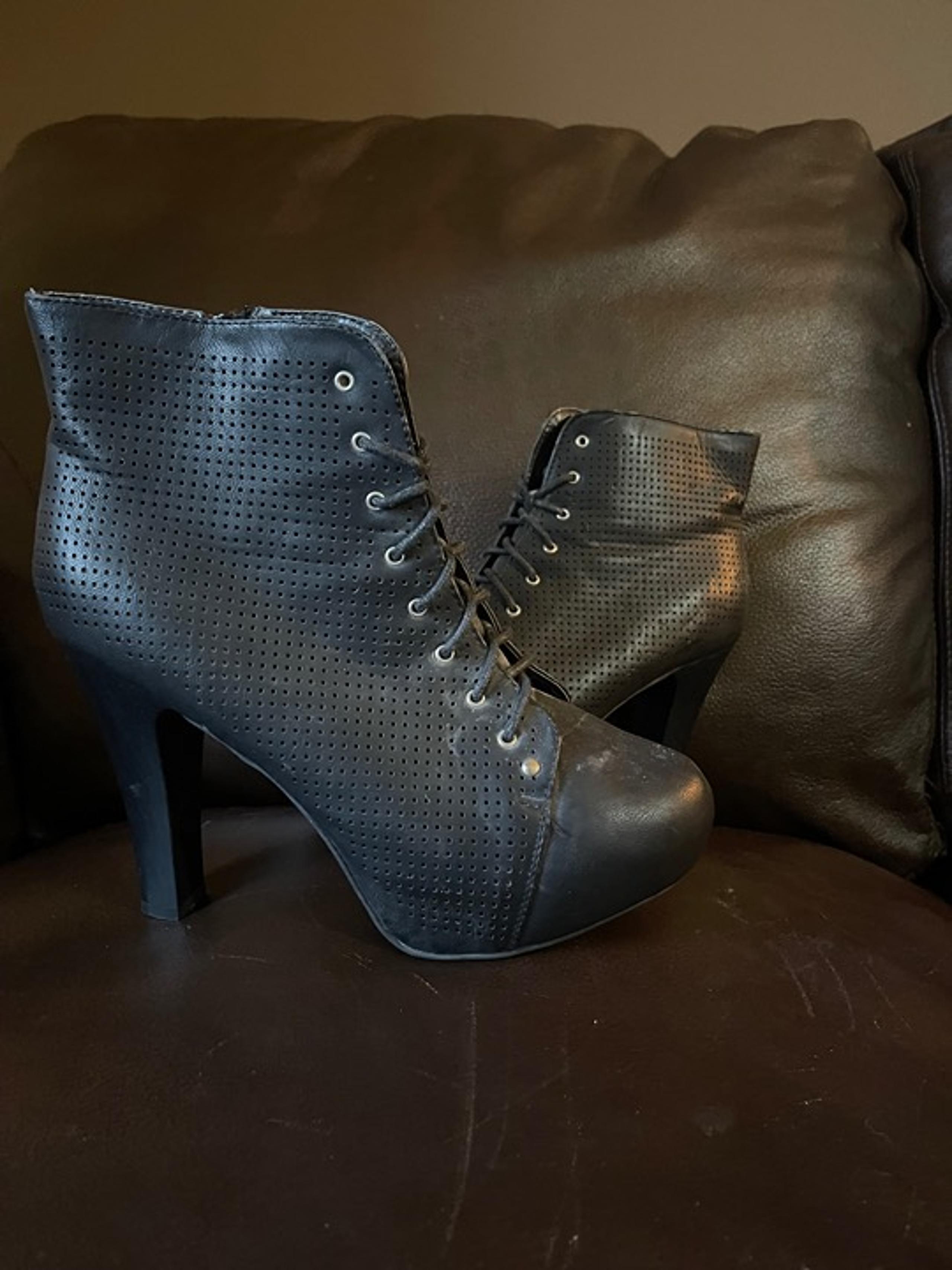 Shi By Journeys Heeled Boots