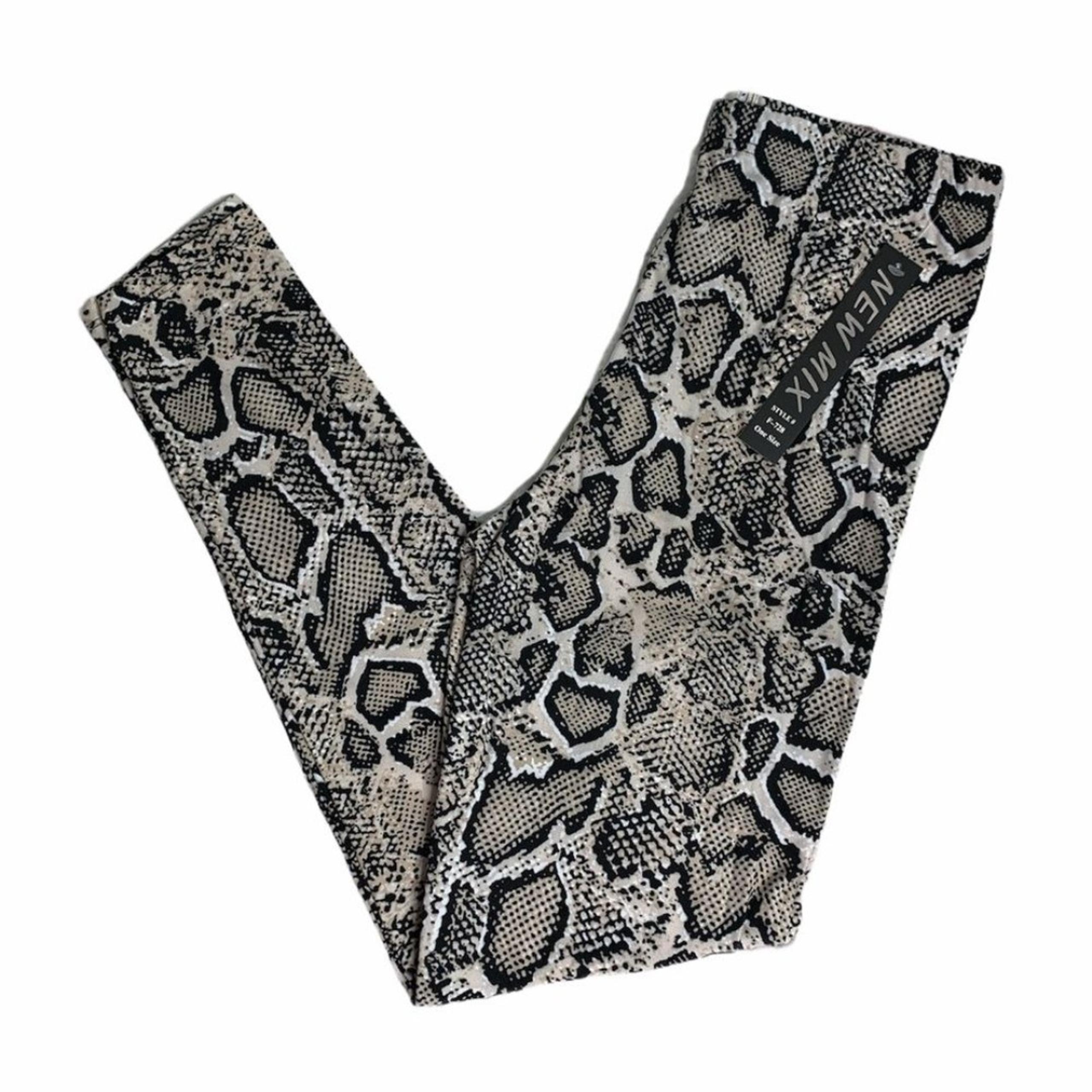 NWT New Mix Snakeskin Print Leggings Womens Size OS (4-12)