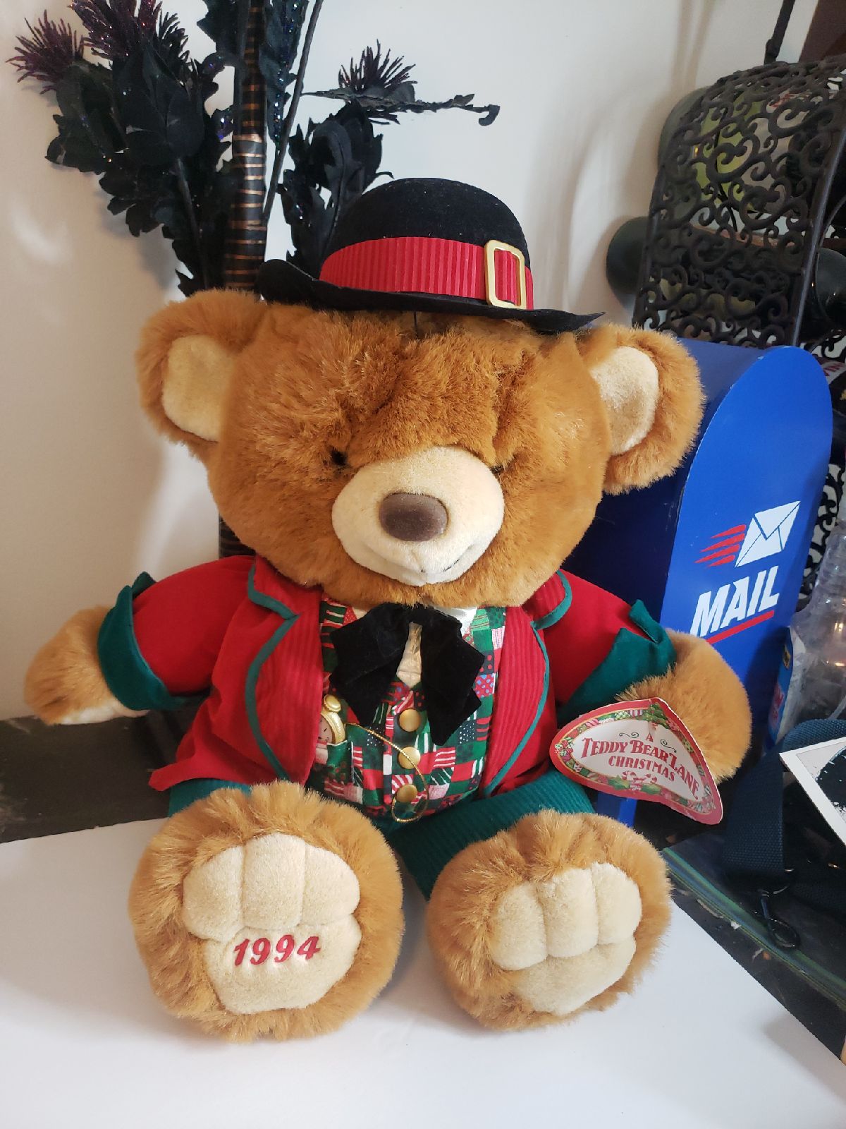 A Teddy Bear Christmas Plush 1994 Bear