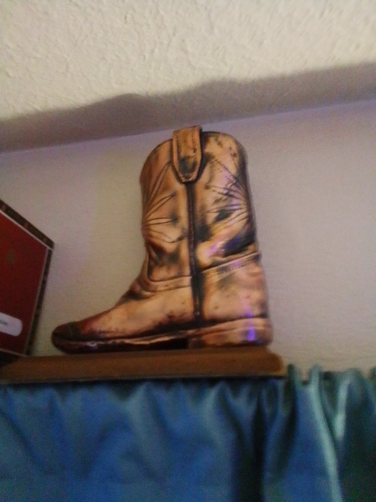 Copper cowboy boots book holder