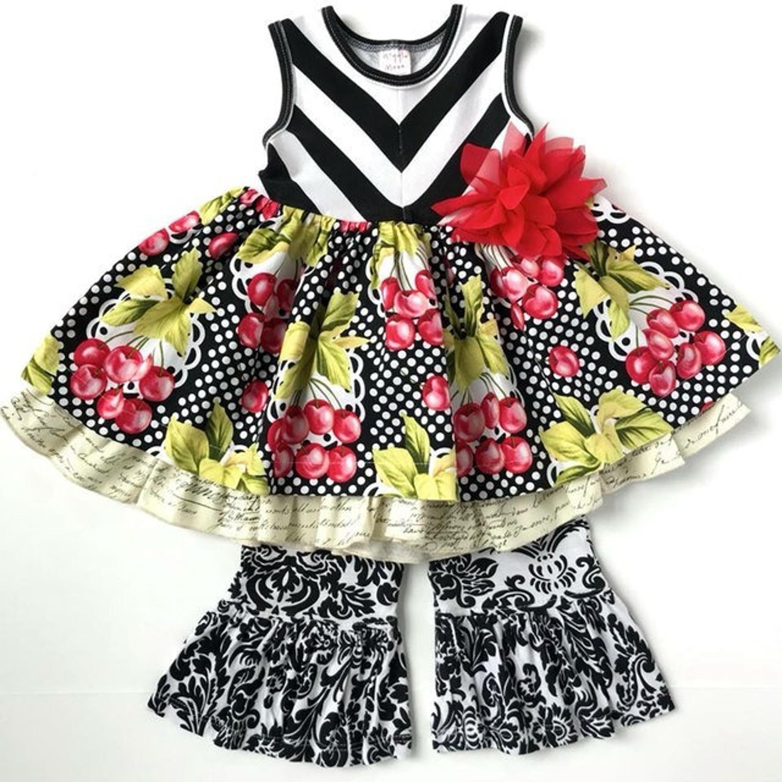 sz 2T Giggle Moon HTF Singing in the Rain Maddison set