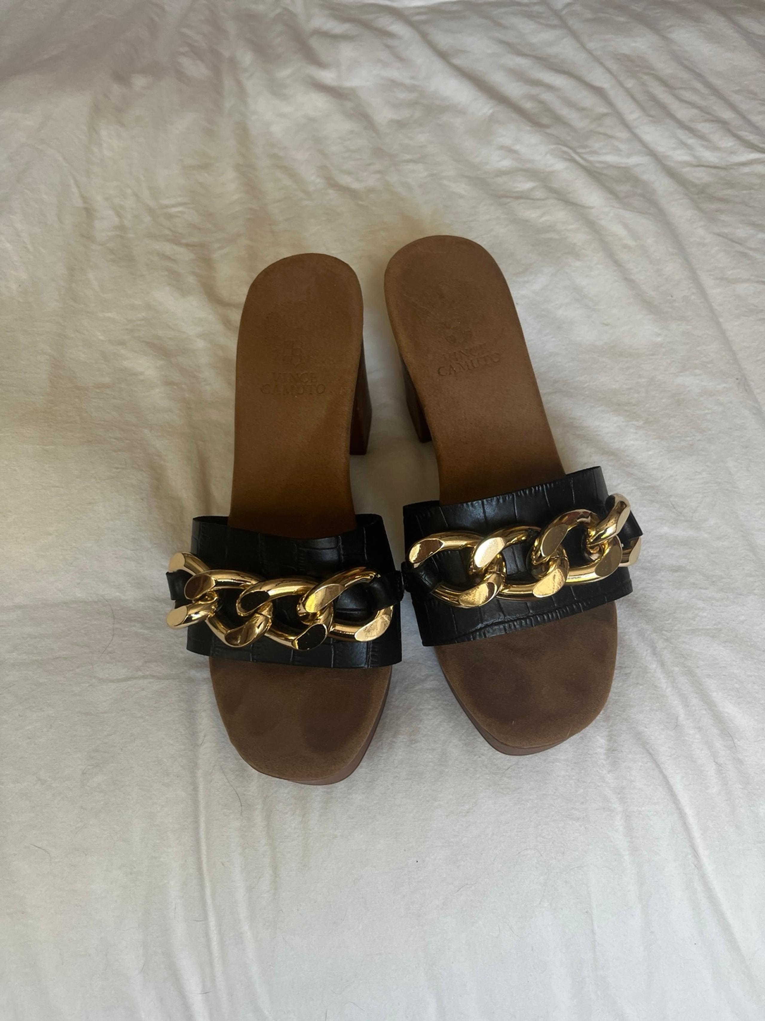 Vince Camuto Sandals