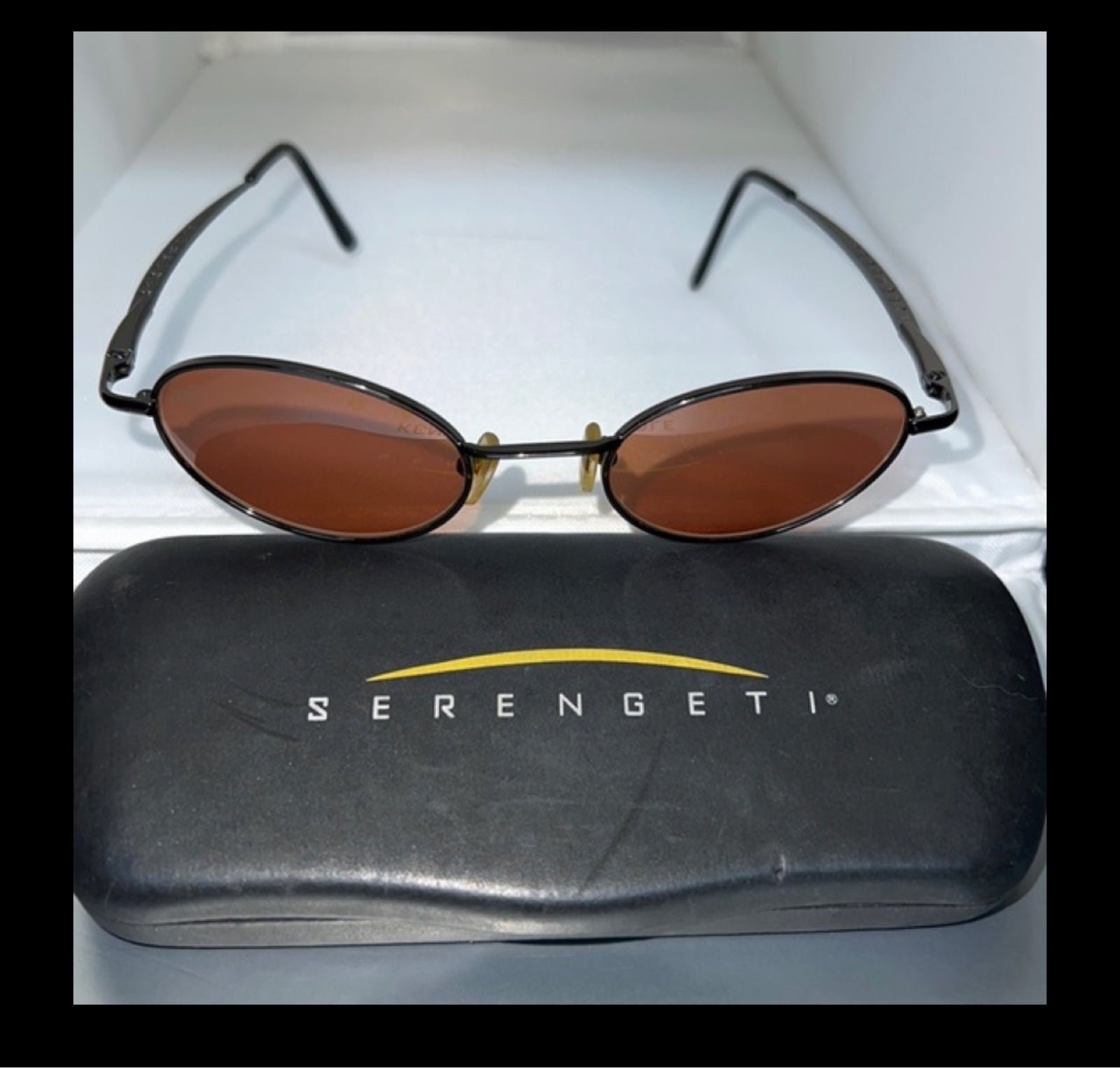 Serengeti Sunglasses 6600 Made in Italy, W/Case, Photochromic Frame