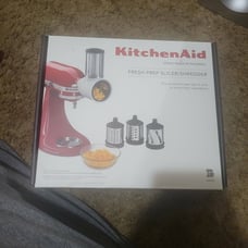 NEW KitchenAid Fresh Prep Slicer Shredder Stand Mixer Attachment KSMVSA
