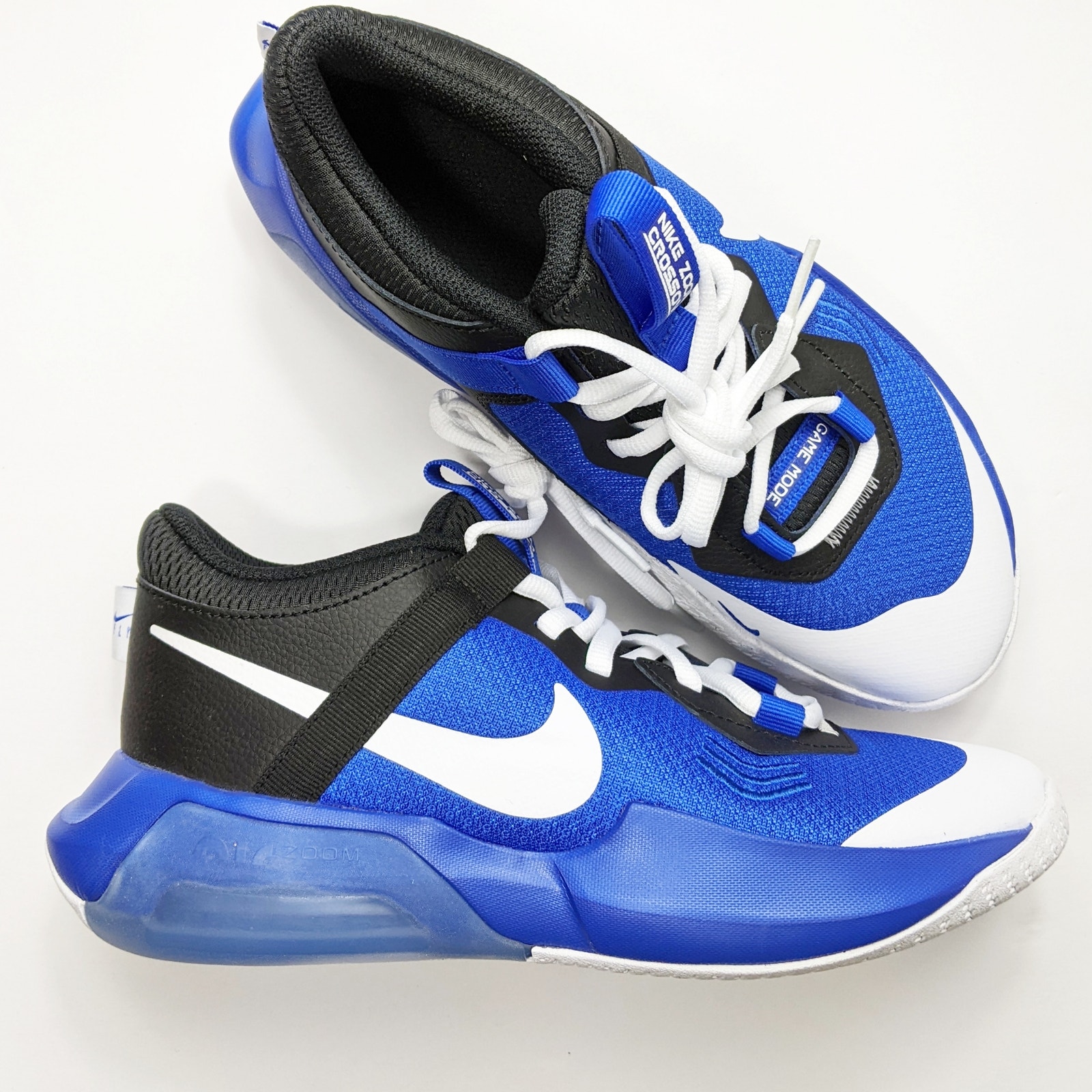 Nike Air Zoom Crossover boys 5.5Y racer blue white black basketball shoe sneaker