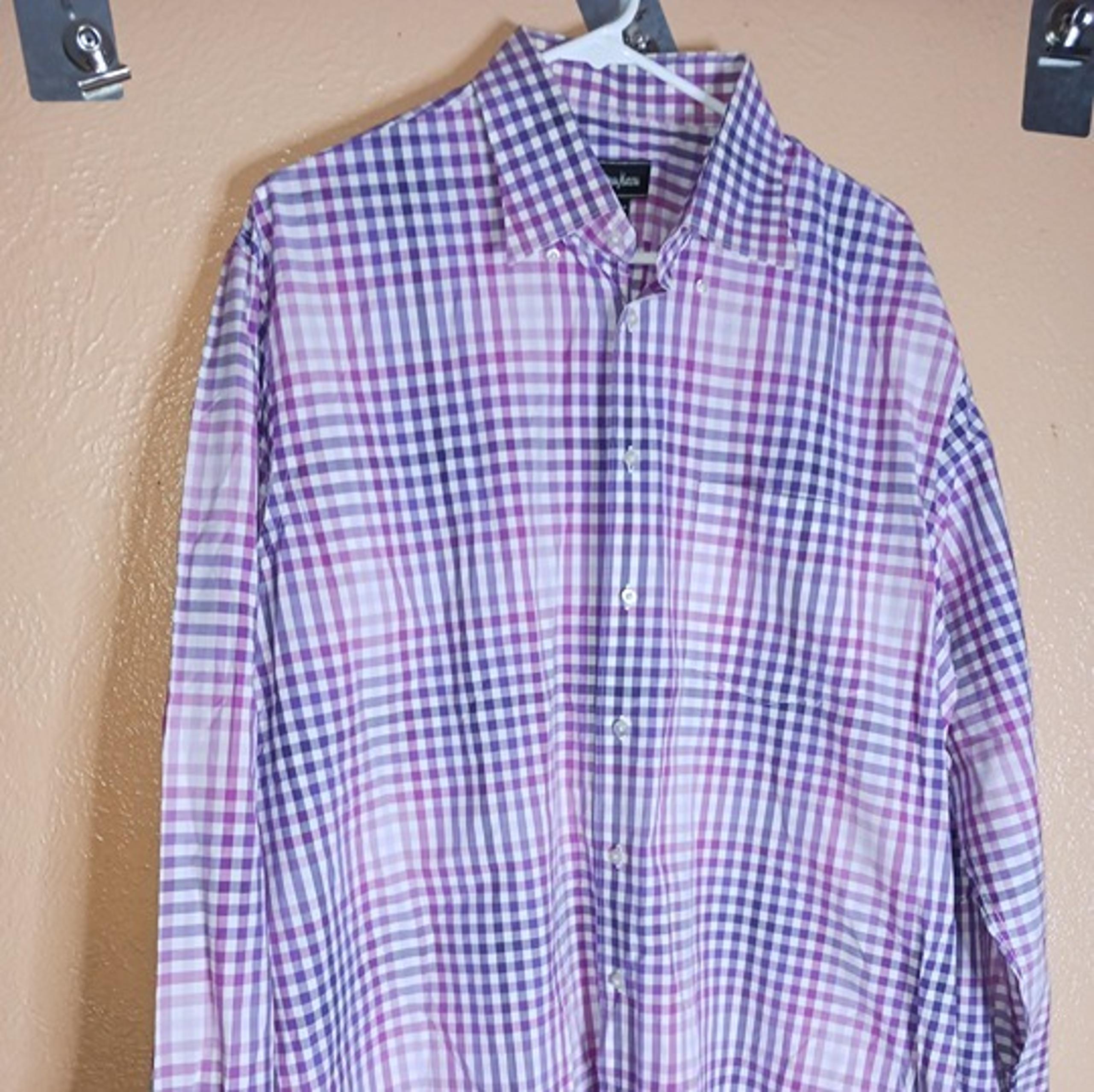 Neiman Marcus Men's Button Down Shirt -- Pink/Purple Checkered -- Size XL