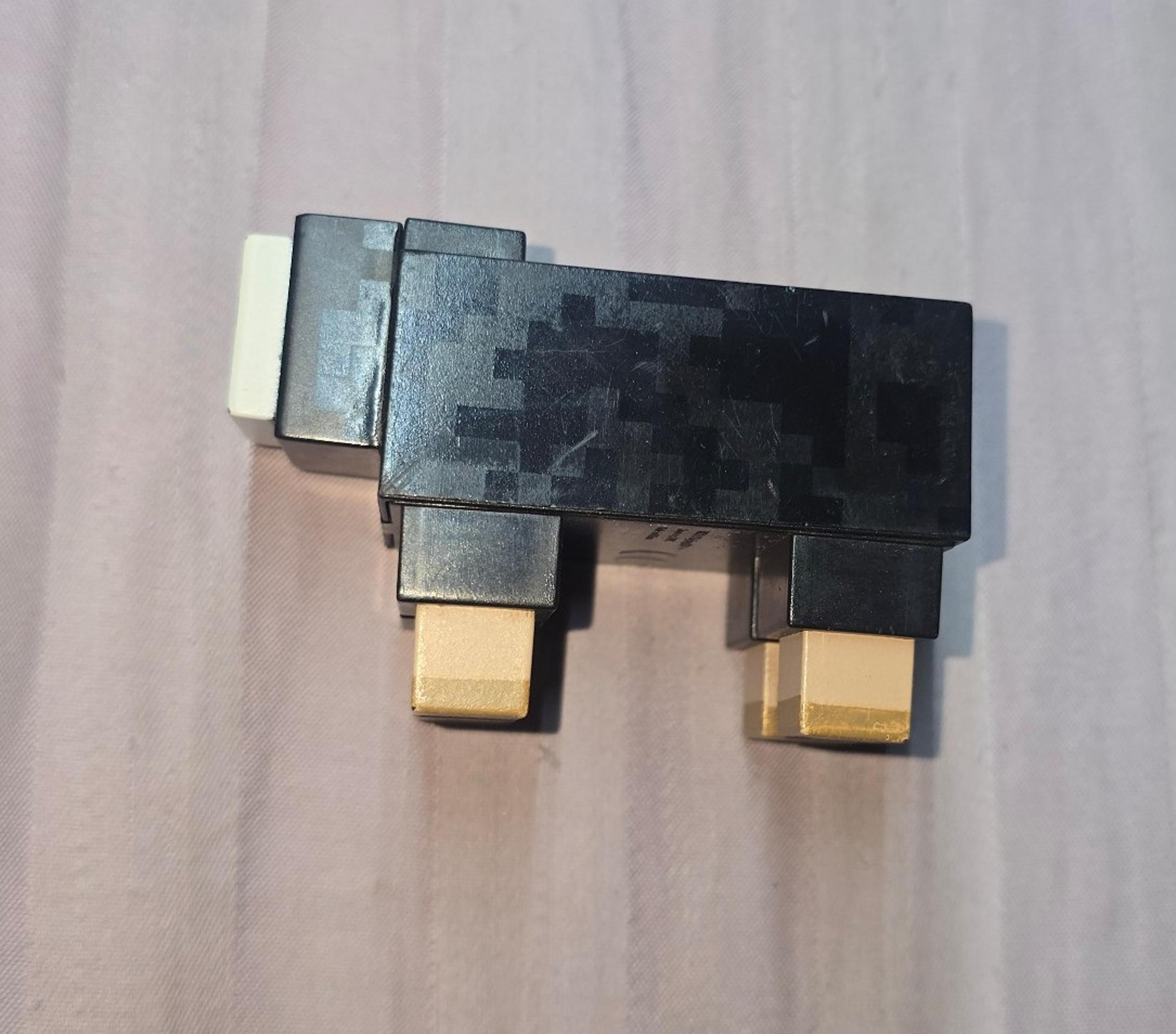 MINECRAFT Spring Feet BLACK SHEEP 1.5” HTF Figure- Mojang Minecraft Animal Toy