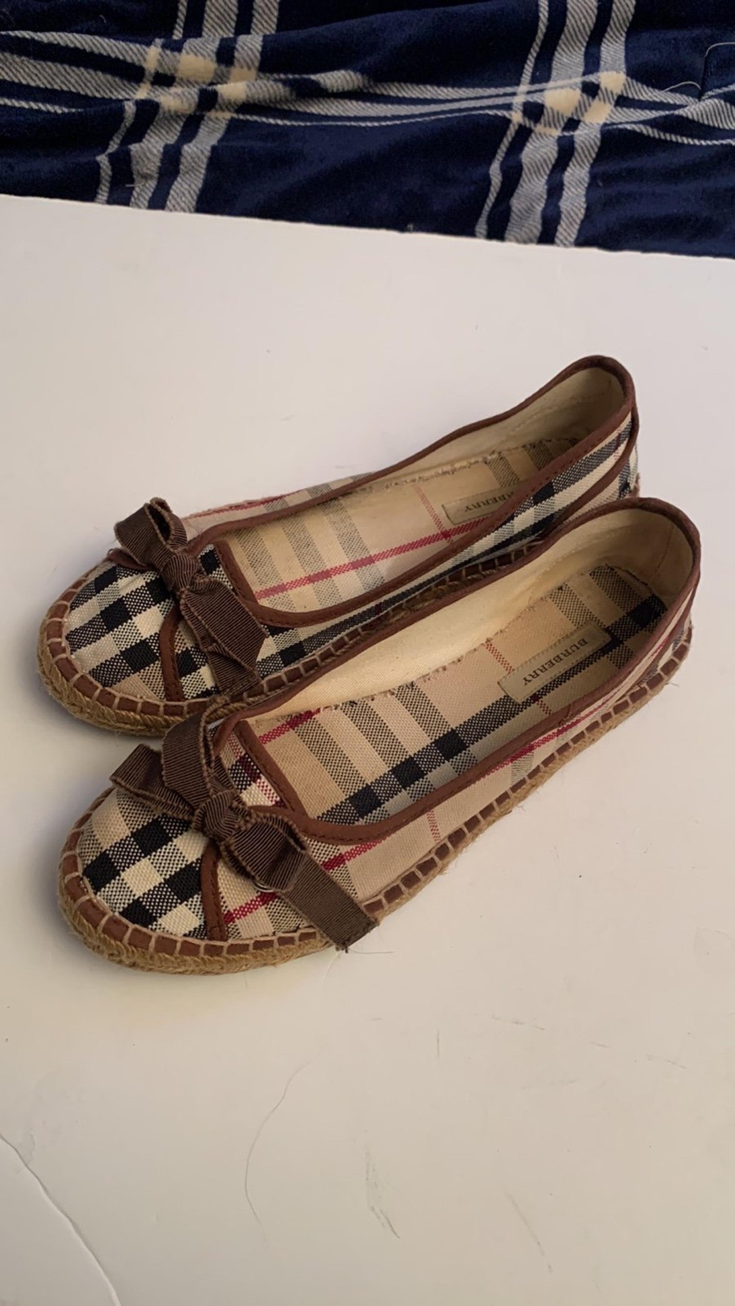Burberry Nova Check Canvas Espadrille Shoes Sz 38/7 Excellent Condition