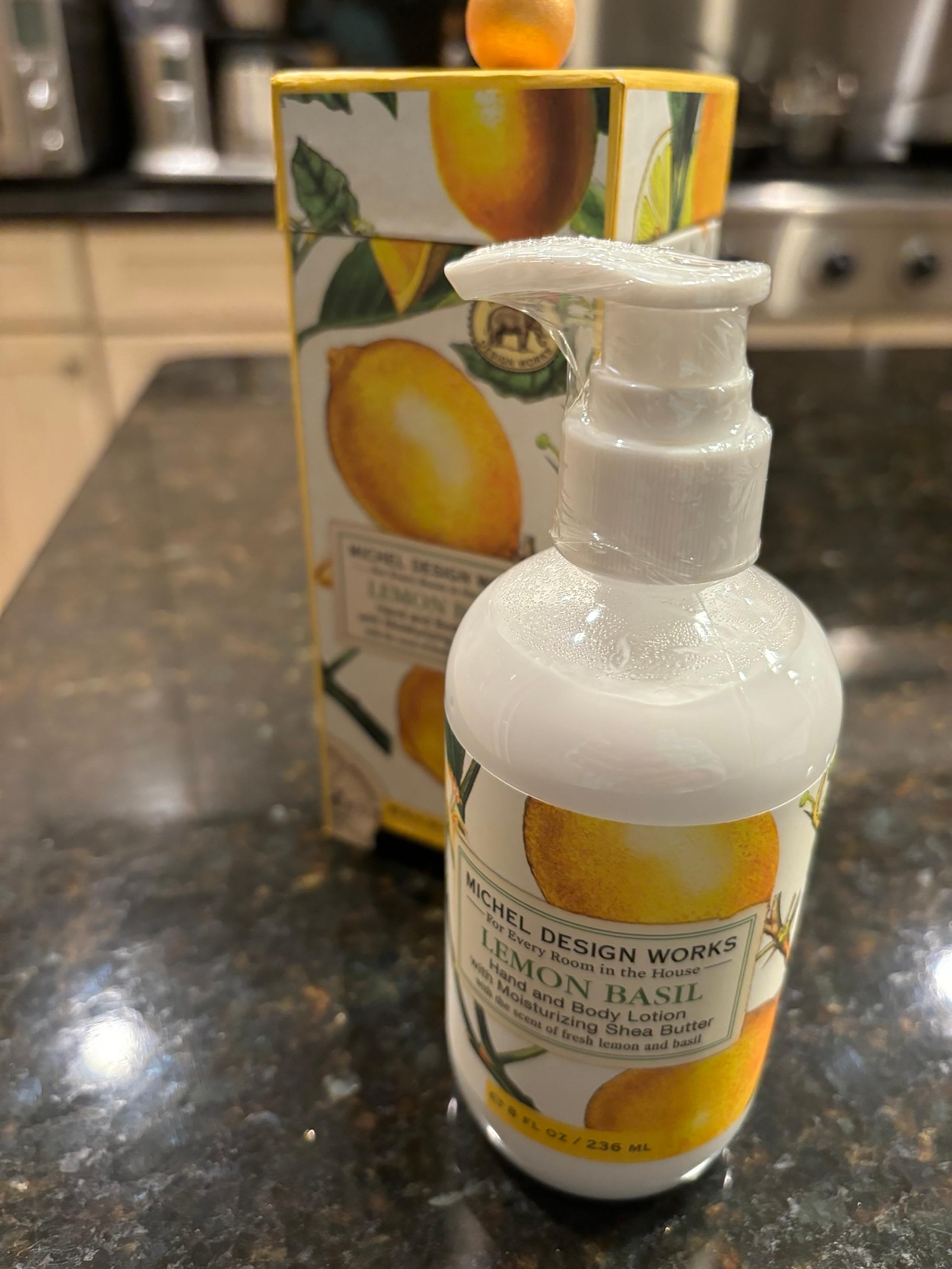 Michel Design Works Lemon Basil Hand & Body Lotion Pump 8 FL Oz. New Sealed.