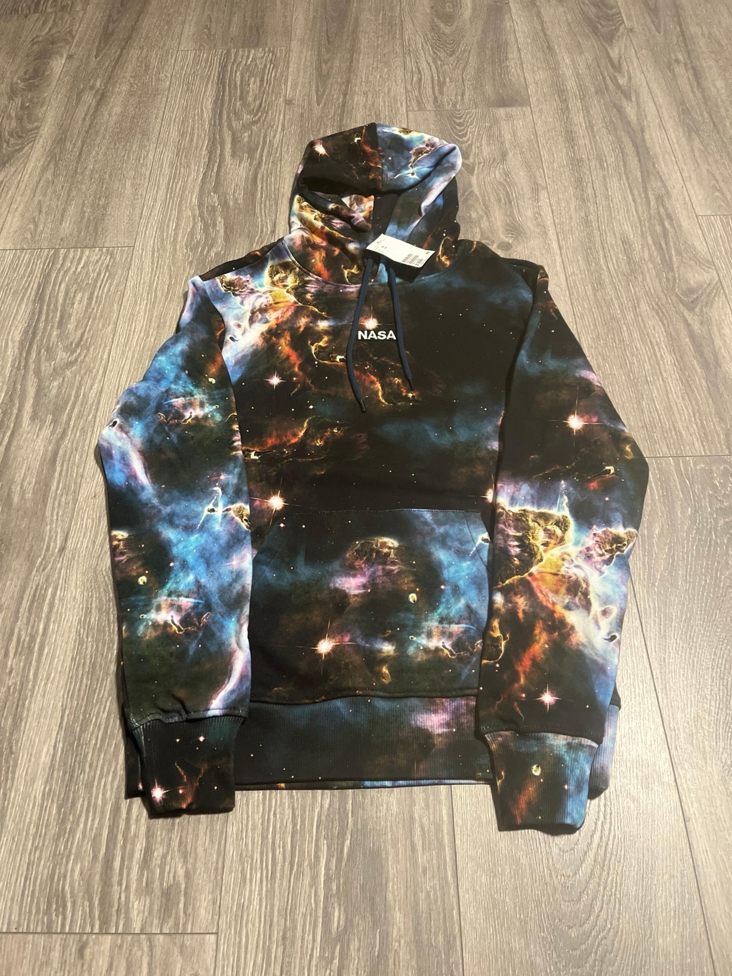H&M Men’s NASA Pullover Hooded Sweatshirt Size: (XS) New With Tags