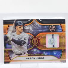 2022 Topps Stamp of Approval Relic Card /25 Aaron Judge #SDA-AJ NY Yankees