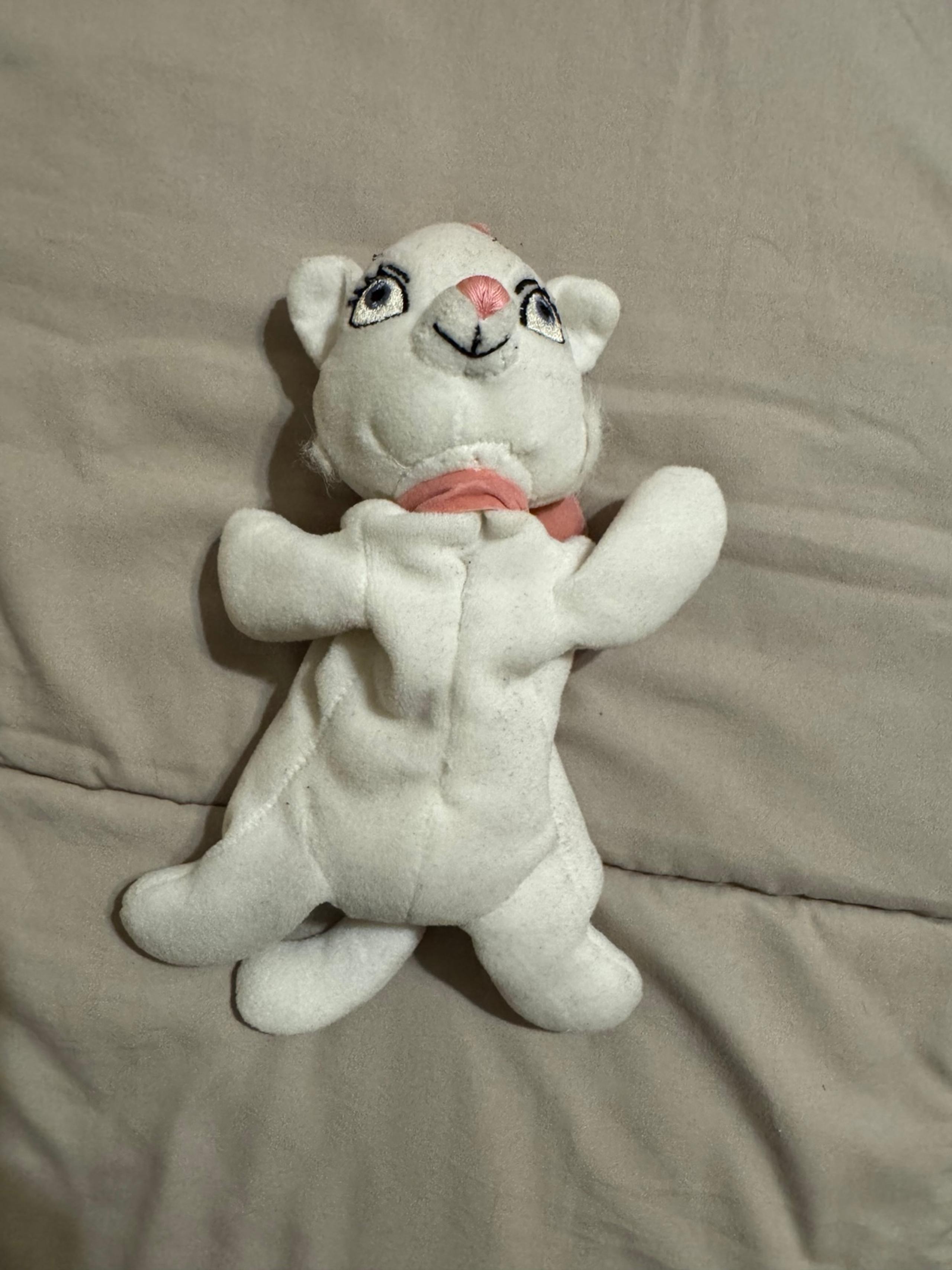 Vintage Disney Aristocats, Marie bean bag, plush stuffed animal cat toy