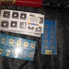 Carbide diamond bits