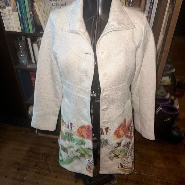 Desigual embroidered colorful hem sz 42/8 car coat