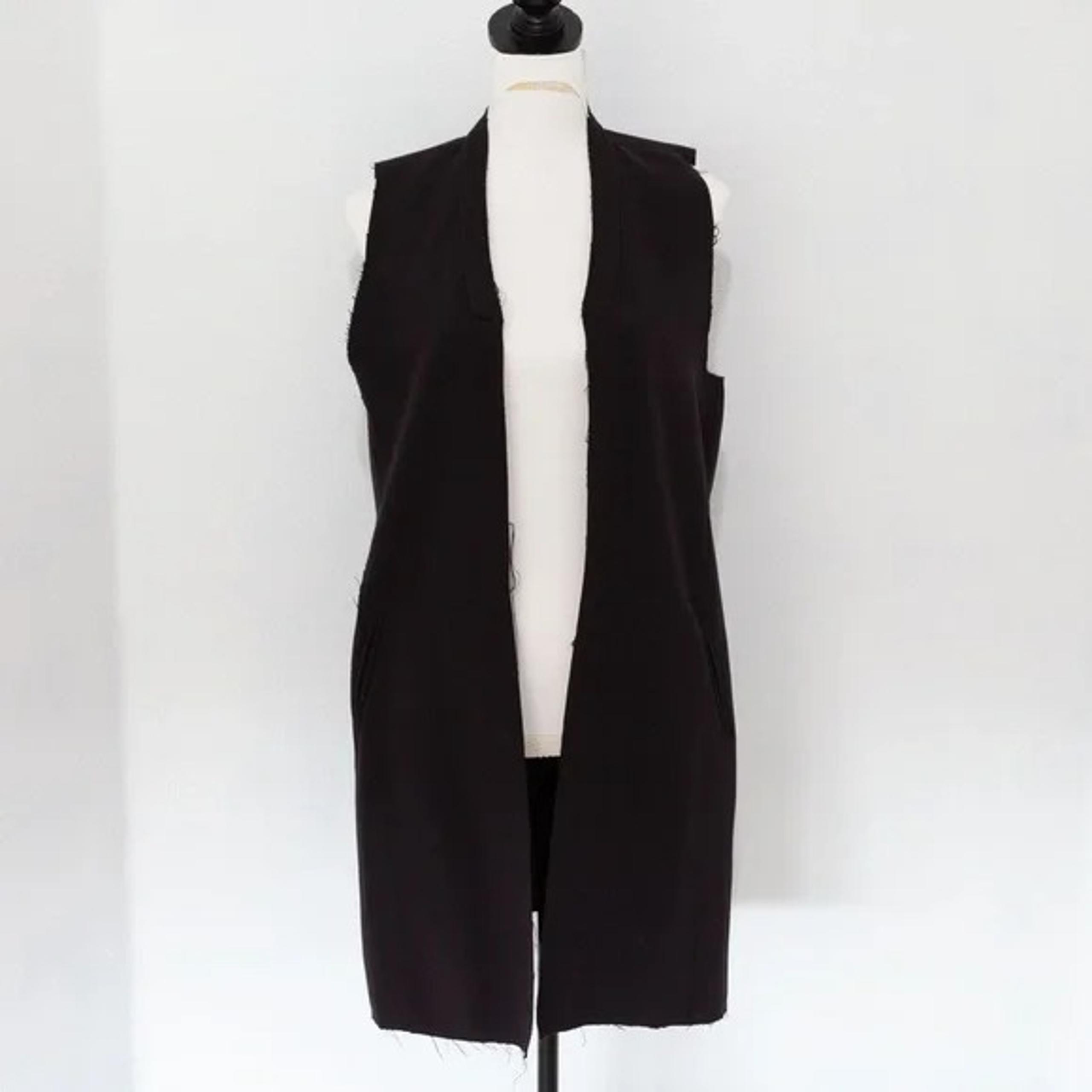 Trouve Women's Black Long Length Raw Hem Vest with Pockets Size Small