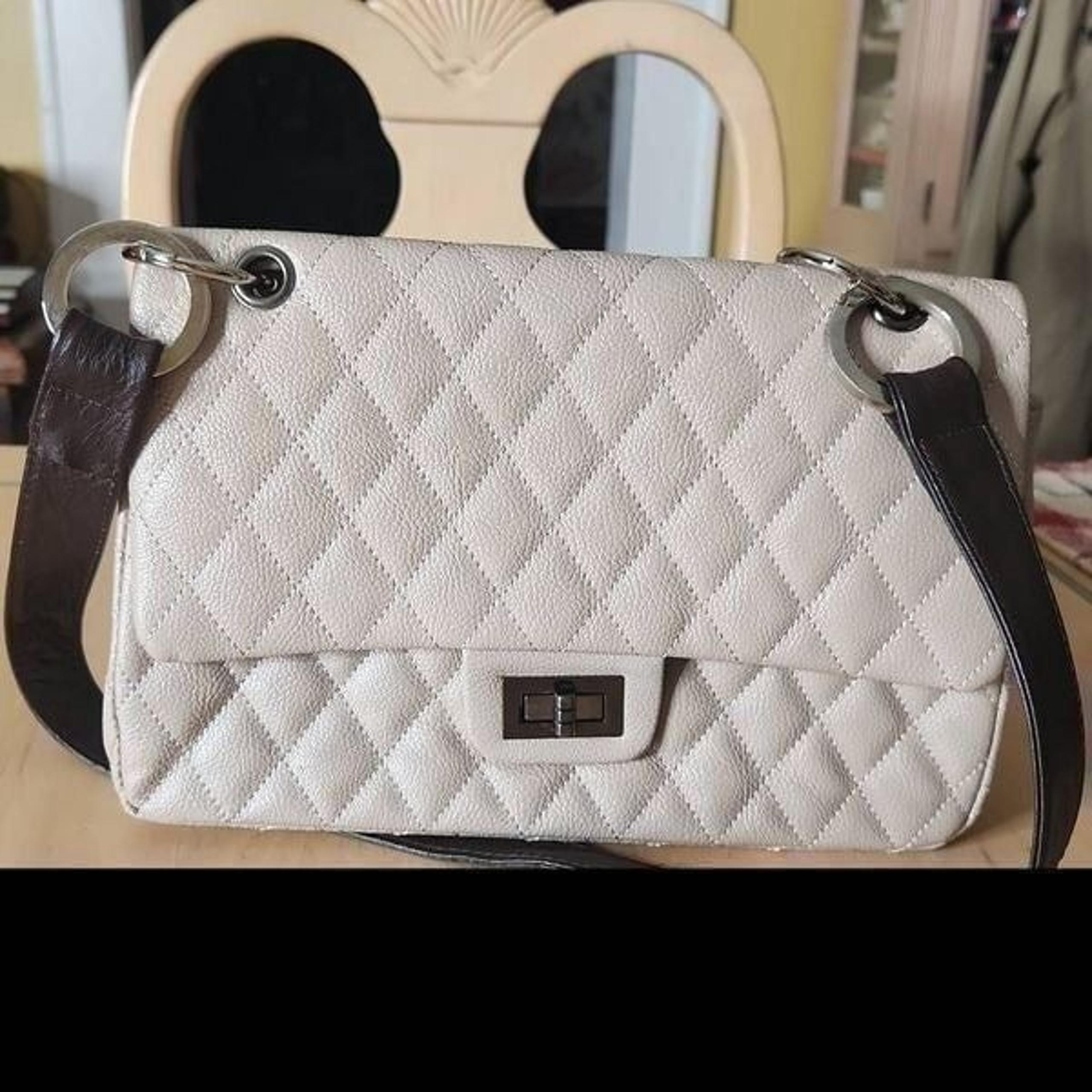 Forever 21 taupe quilted shoulder bag