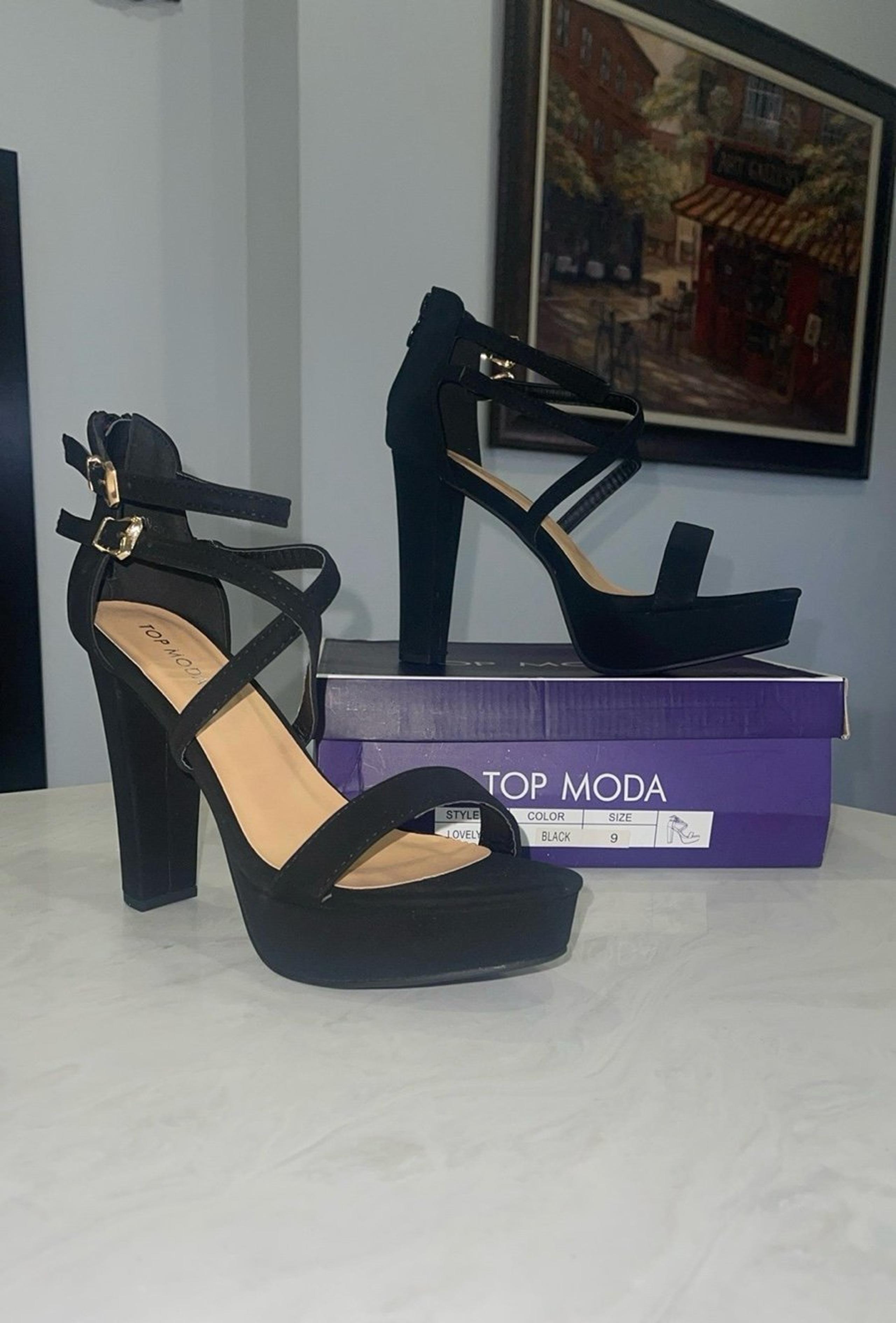 New!! ✨ “Top Moda” Women's Black Suede Ankle Strap Heels- Size 9