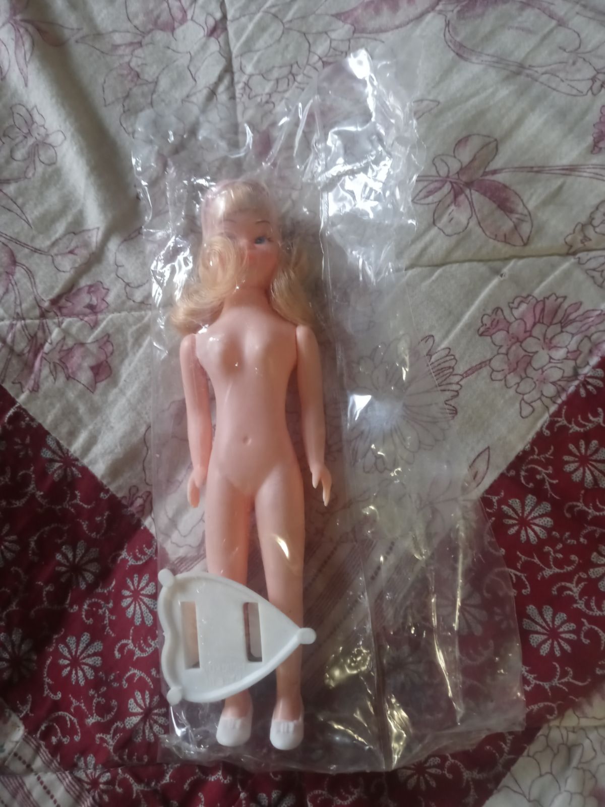 Rare!!! True vintage Barbie clone soft plastic blond made in Hong Kong new