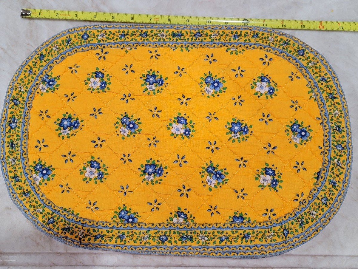 Valdrome French Country Quilted Placemats. Set of 6