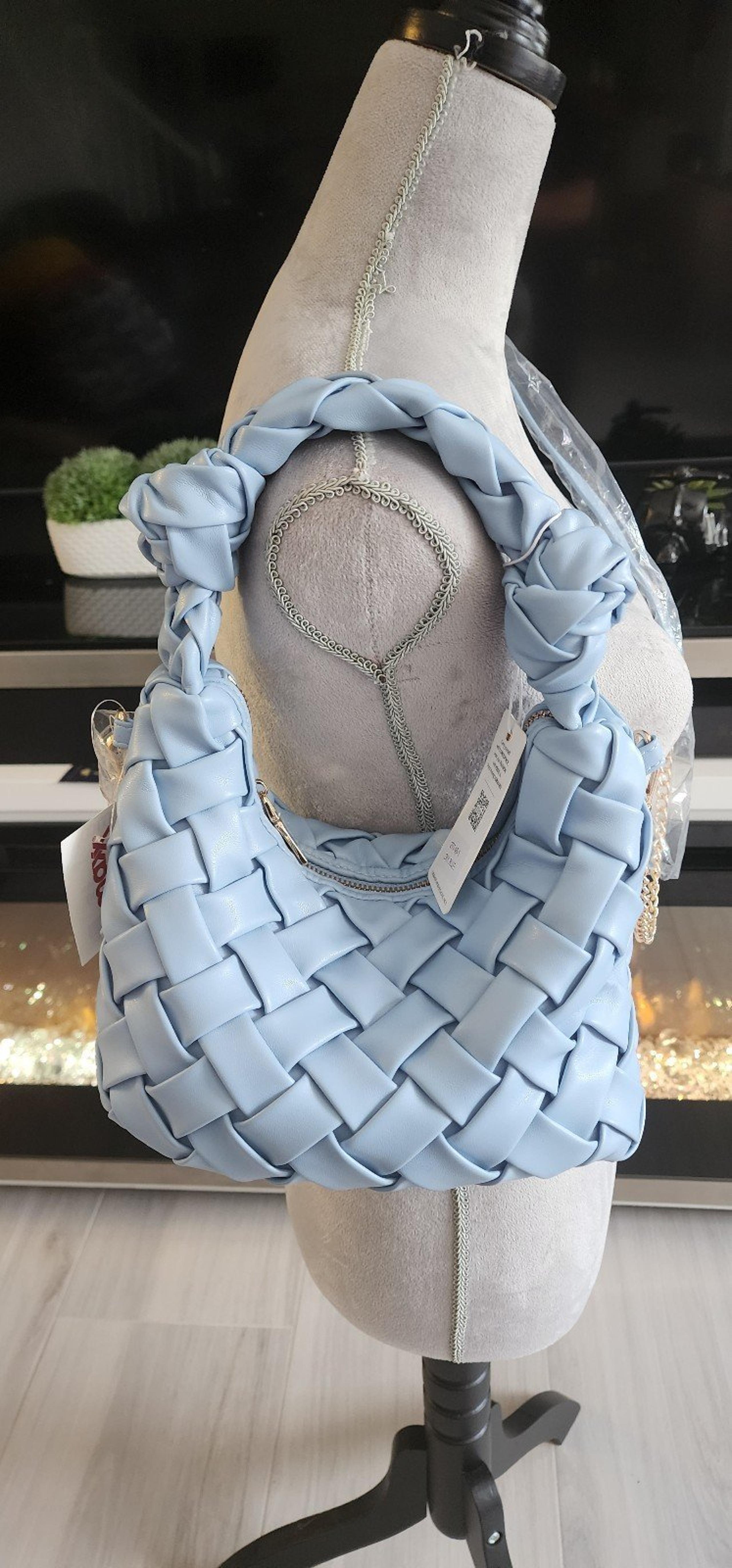 WOVEN NADIA BAG by Urban Expressions