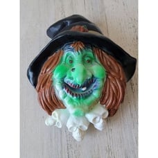 Vintage door Halloween witch laughing animated light up prop decor