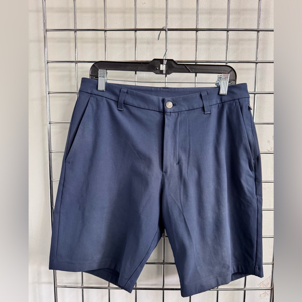 Lululemon Commission Classic-Fit Short 9 Navy Blue Warpstreme Men's size 32